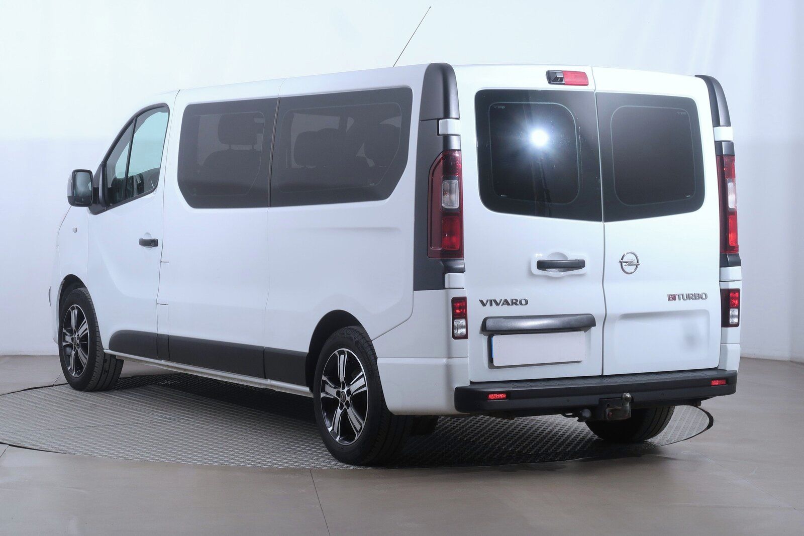 Opel Vivaro, 1.6 BiCDTI, Bus, 9Míst, ČR - fotka 4