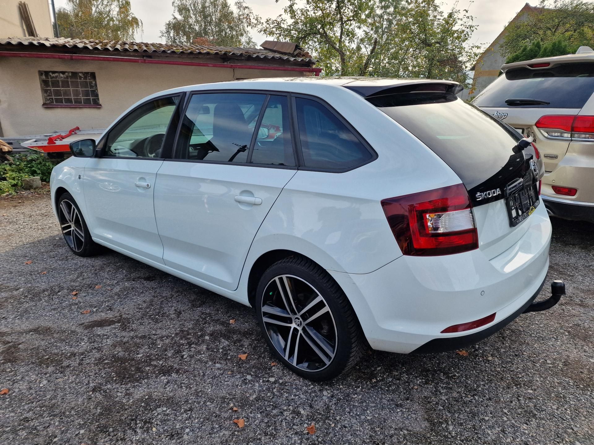 Škoda Rapid, 1,2TSI 77KW STYLE PANORAMA - fotka 6