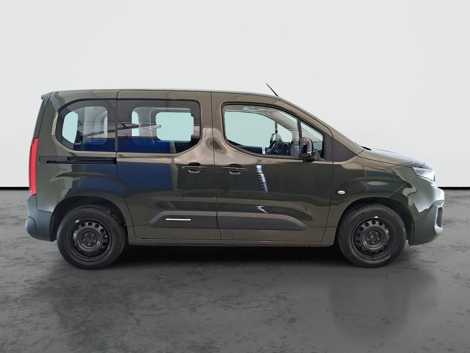 Citroën Berlingo, 1.2 PureTech, Plus, 5Míst - fotka 6