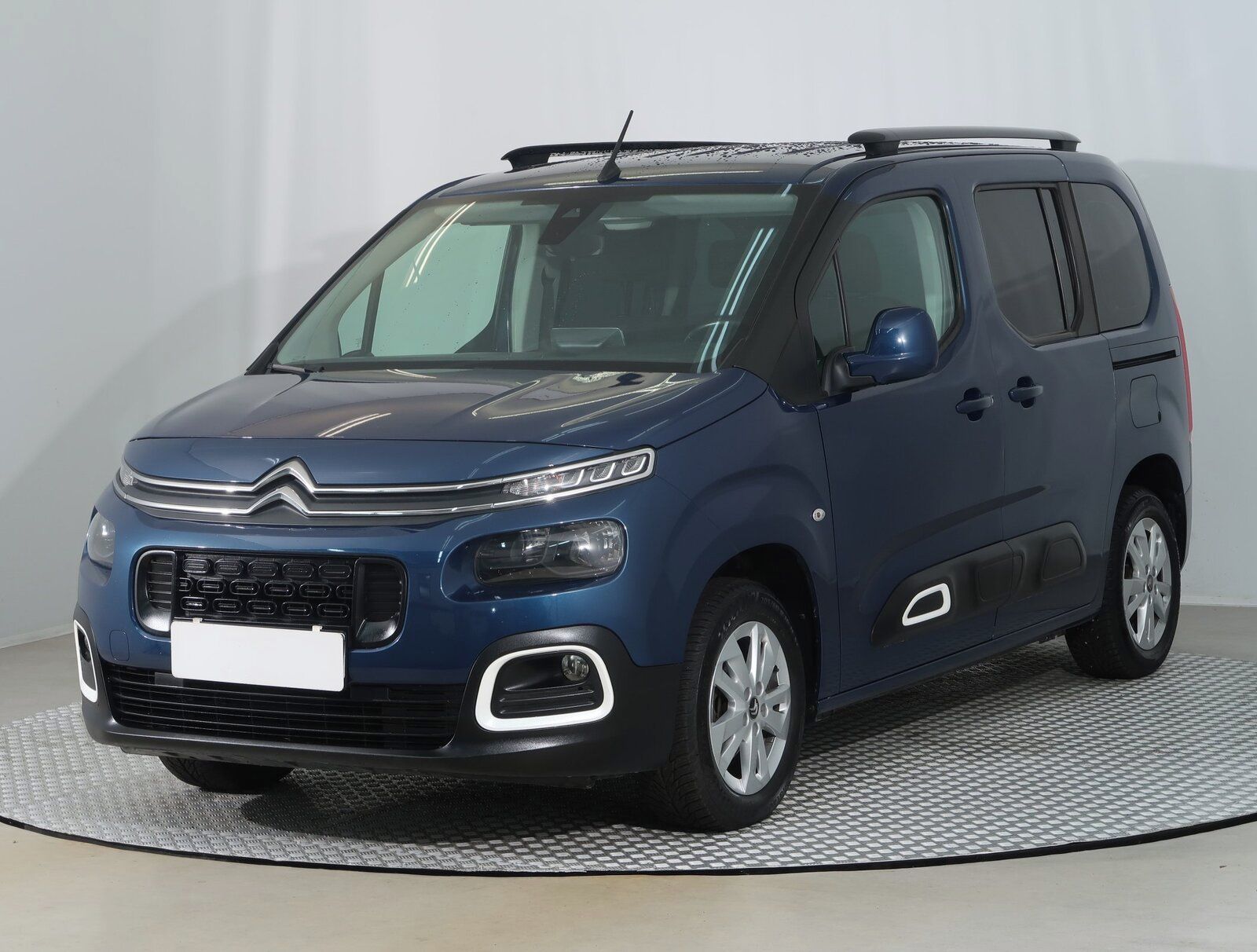 Citroën Berlingo, 1.5 BlueHDi, Feel, 5Míst, ČR - fotka 2