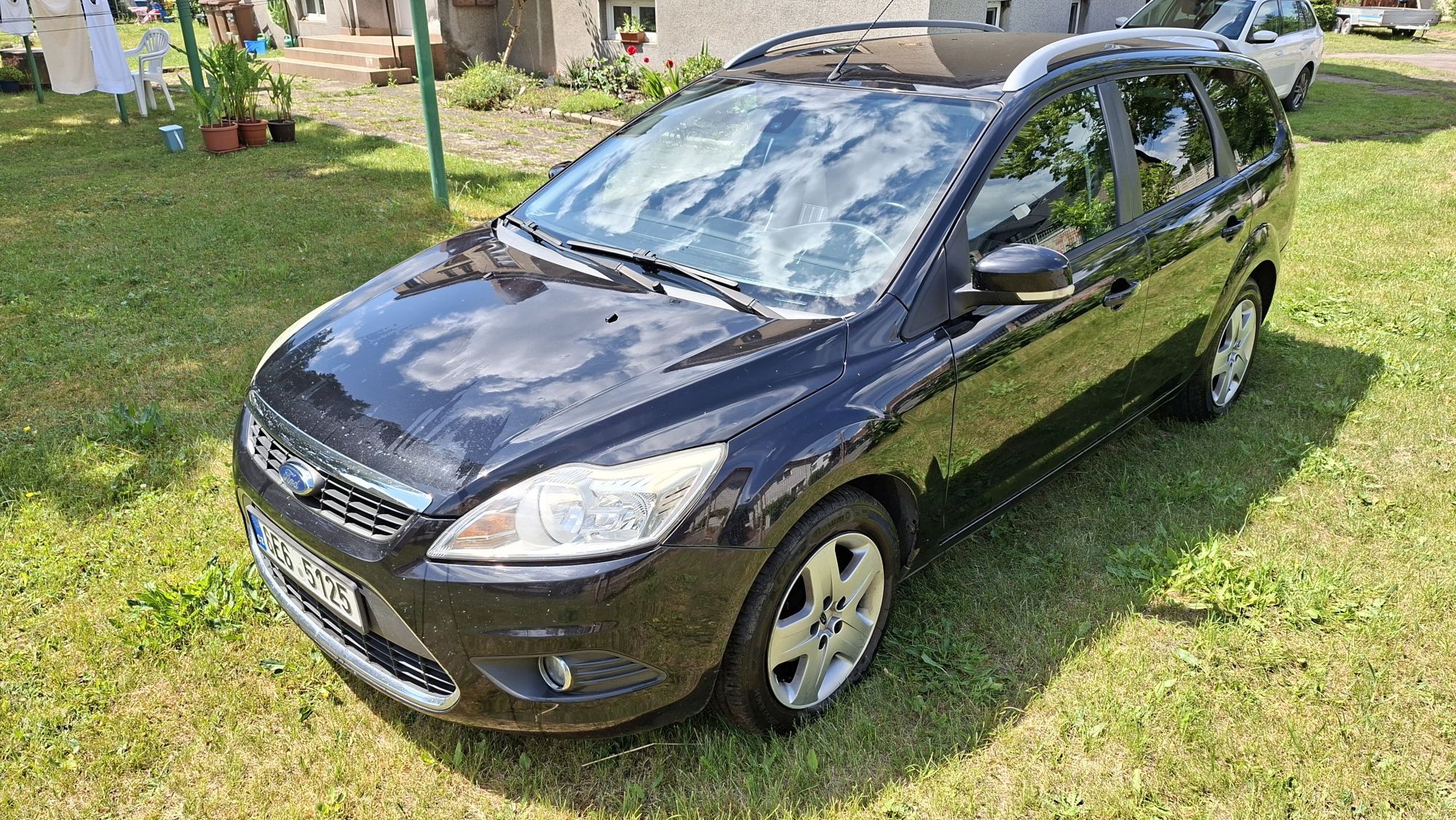 Ford Focus, 1.6i 74 kW turnier - fotka 2