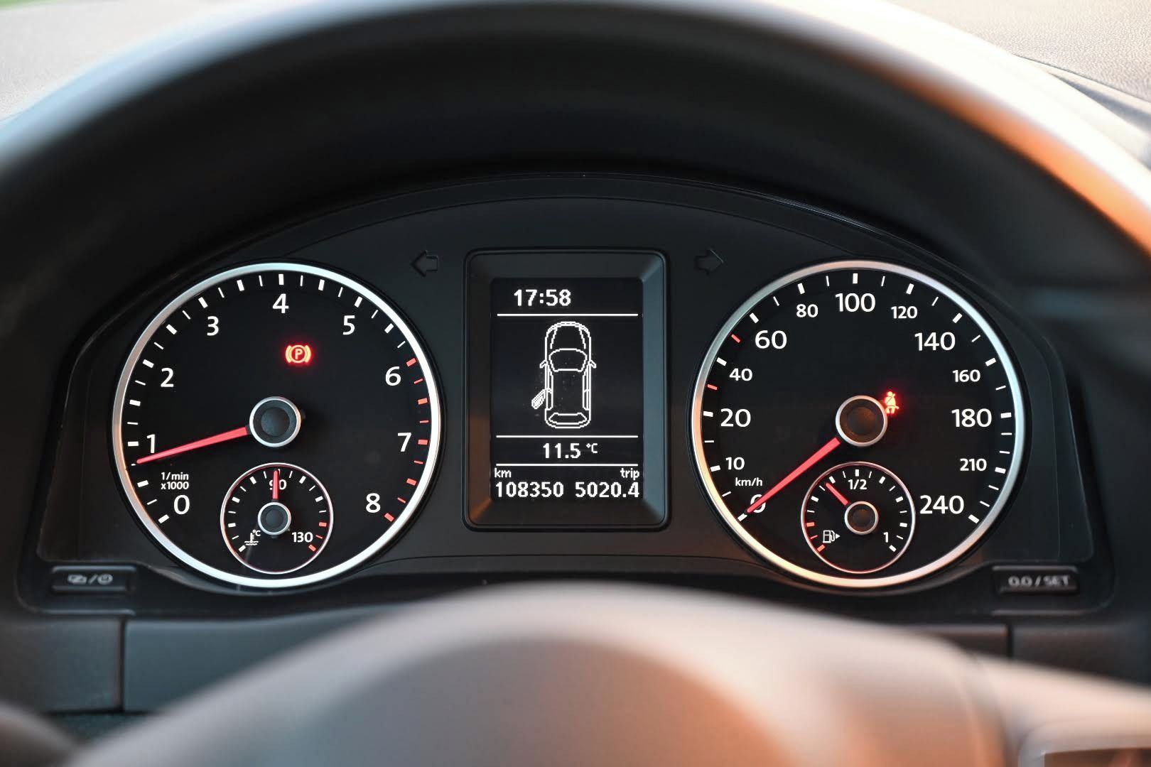 Volkswagen Tiguan, 1.4 TSI | Bohatá výbava - fotka 6