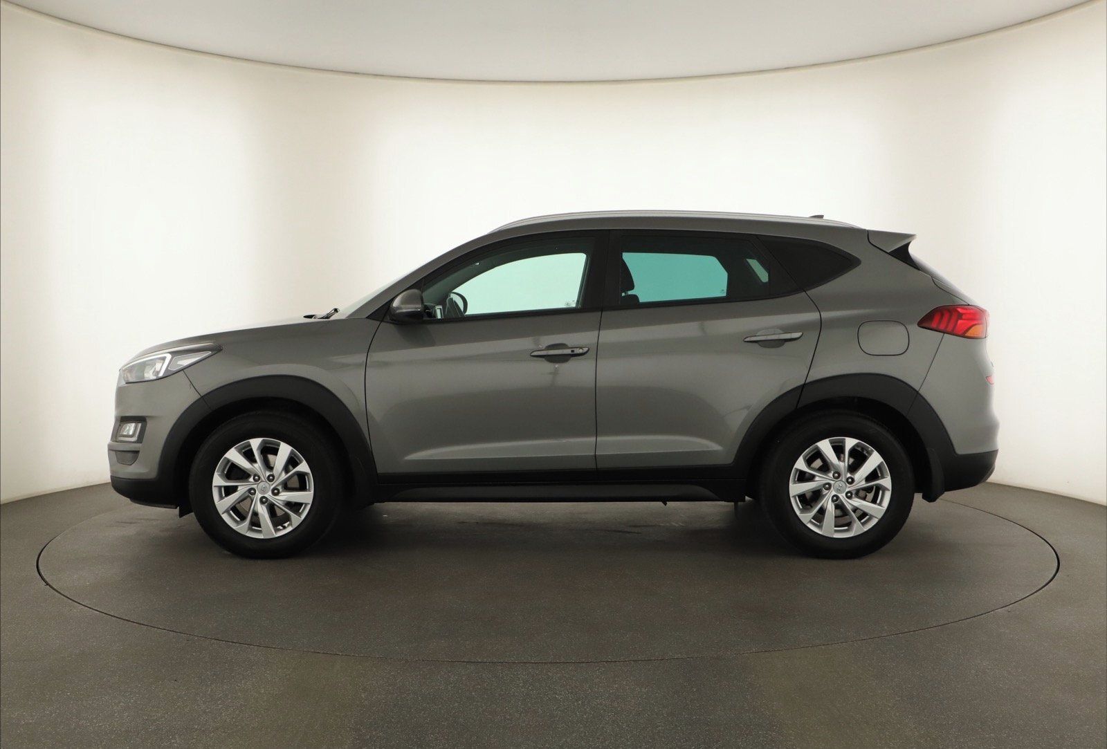Hyundai Tucson, 1.6 CRDi, 4X4, Serv.kniha - fotka 3