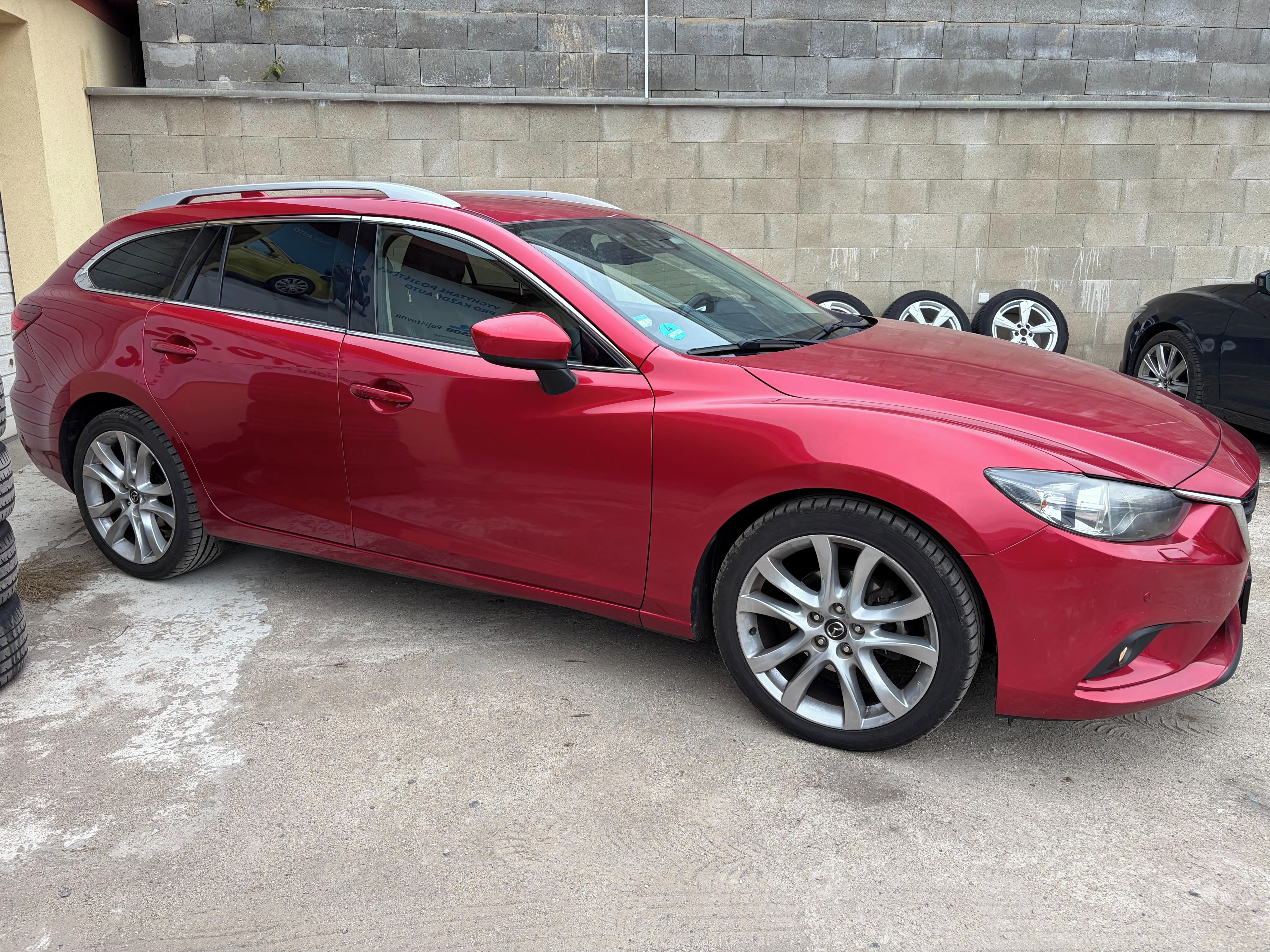 Mazda 6, 2.5i 141KW,BOSE,KŮŽE,ALU19 - fotka 5