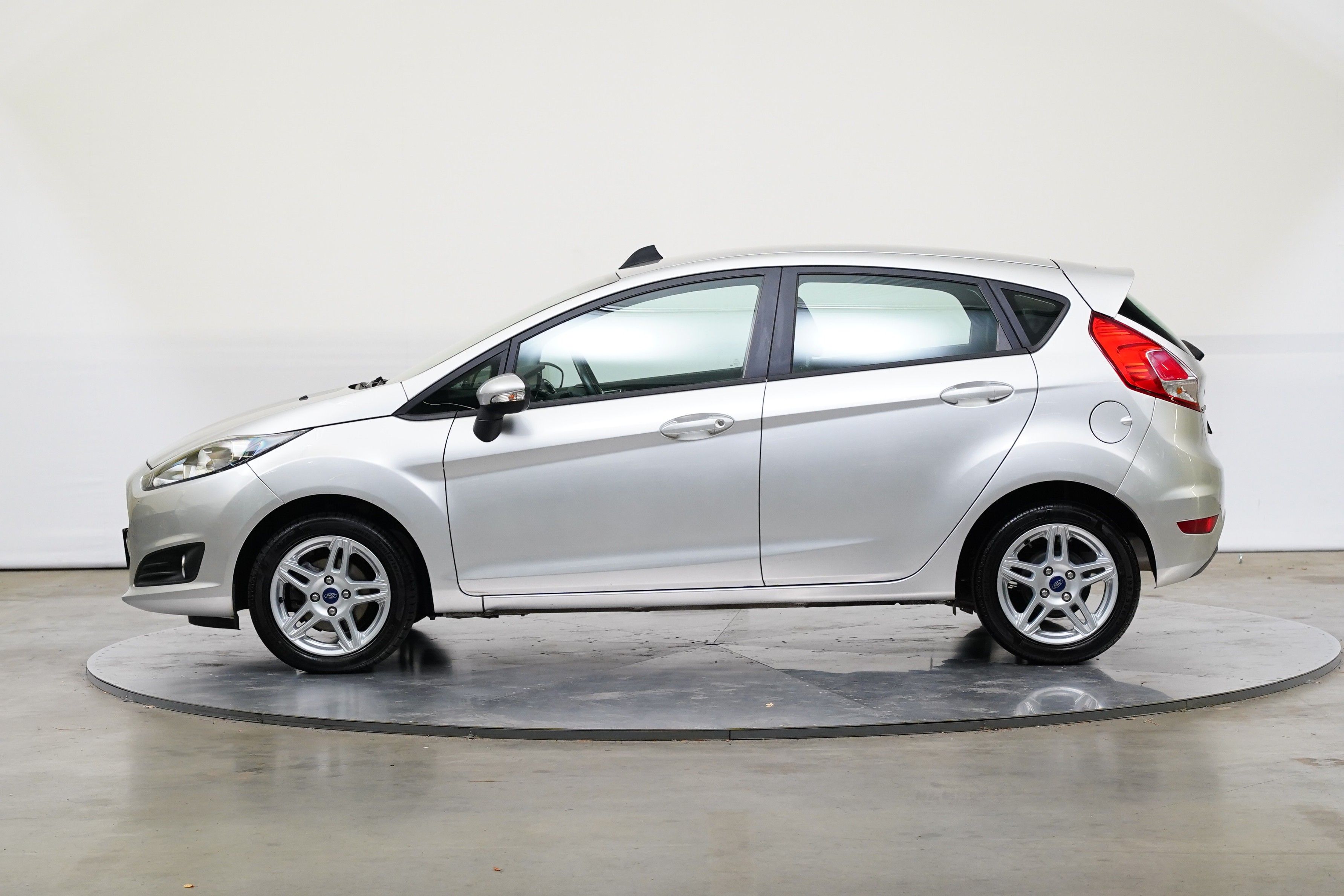 Ford Fiesta, 1.25 Duratec 60 kW - fotka 3