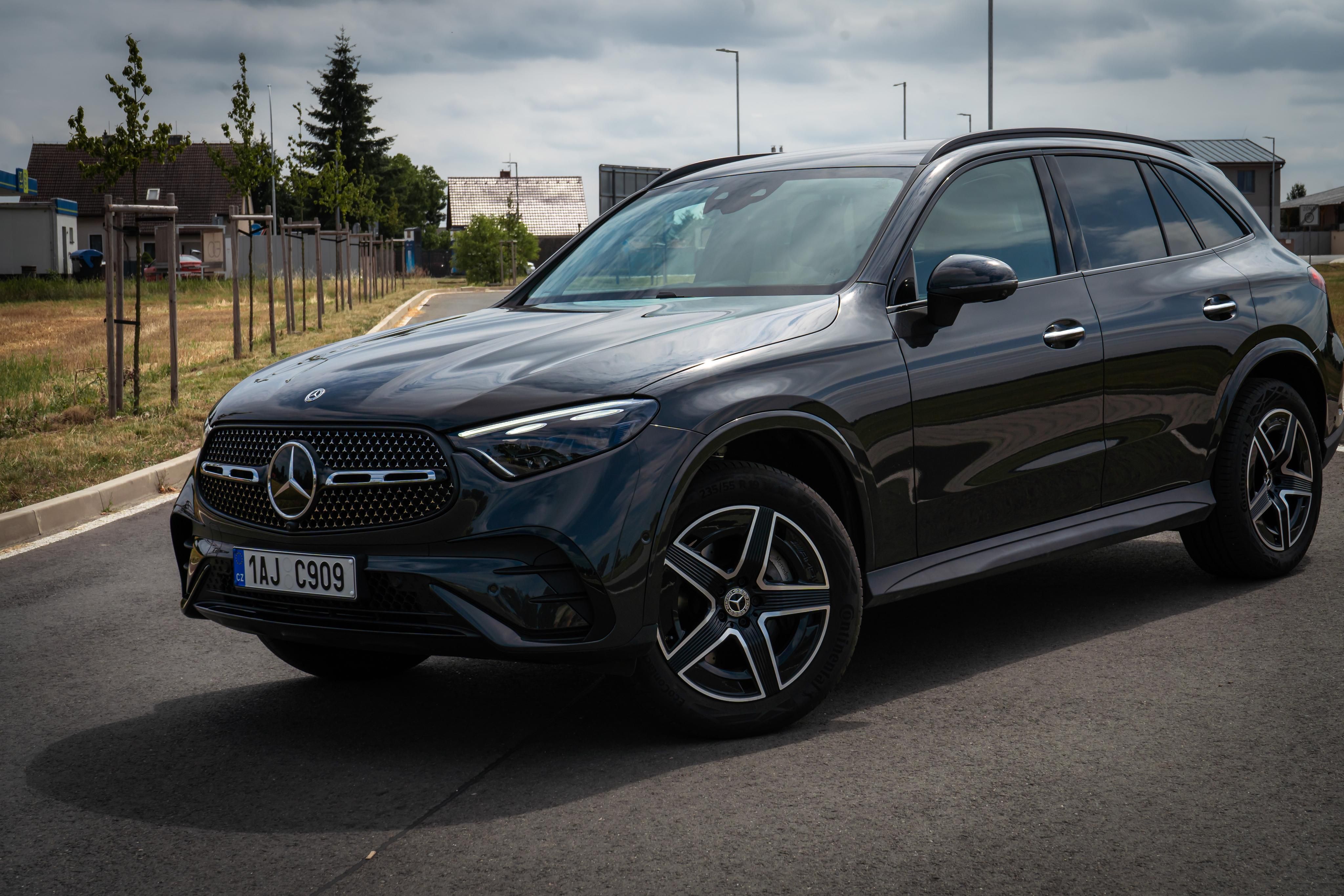 Mercedes-Benz GLC, 220d 4MATIC. MAX. VÝBAVA - fotka 2