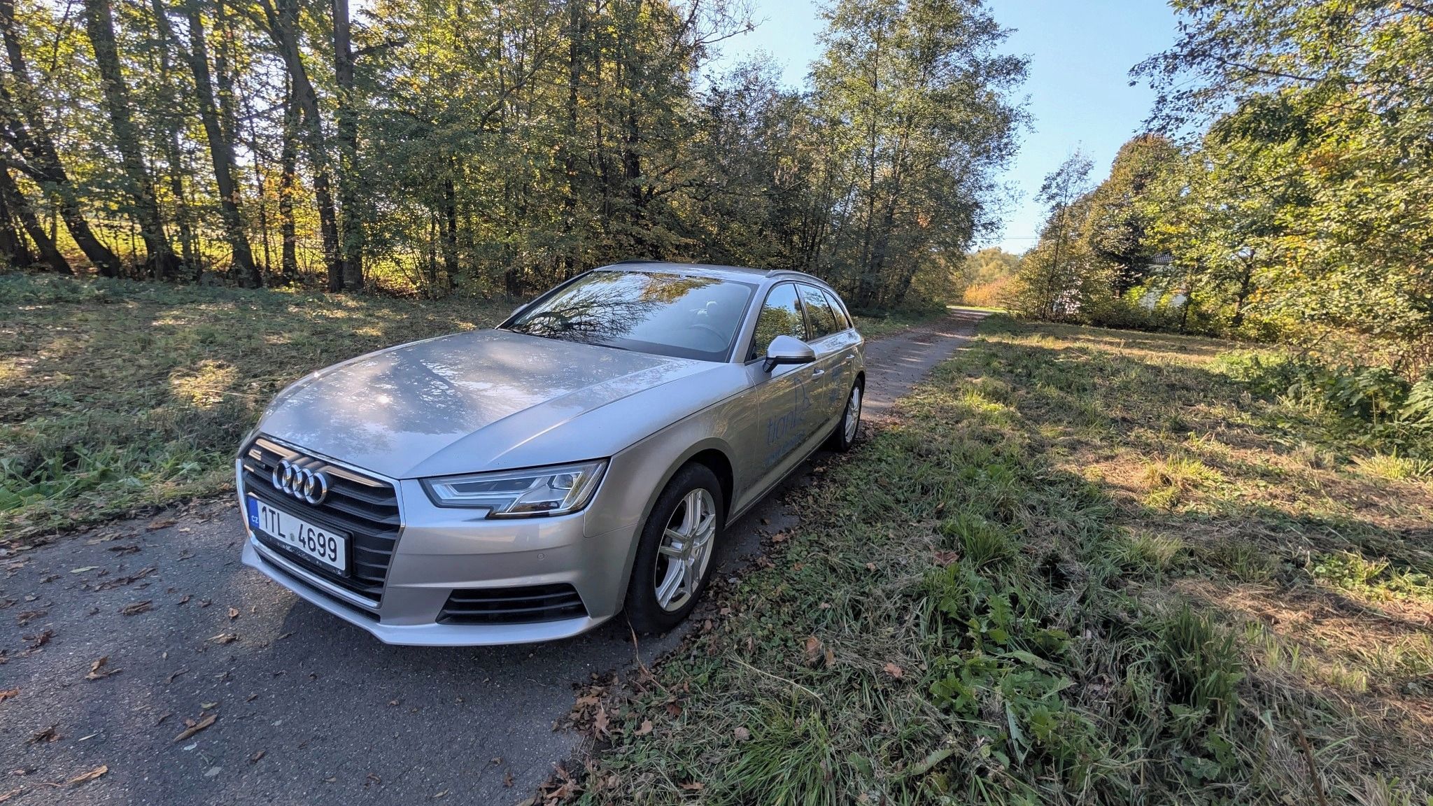 Audi A4 Avant, 1.9 TDI 140 Kw, serviska - fotka 3