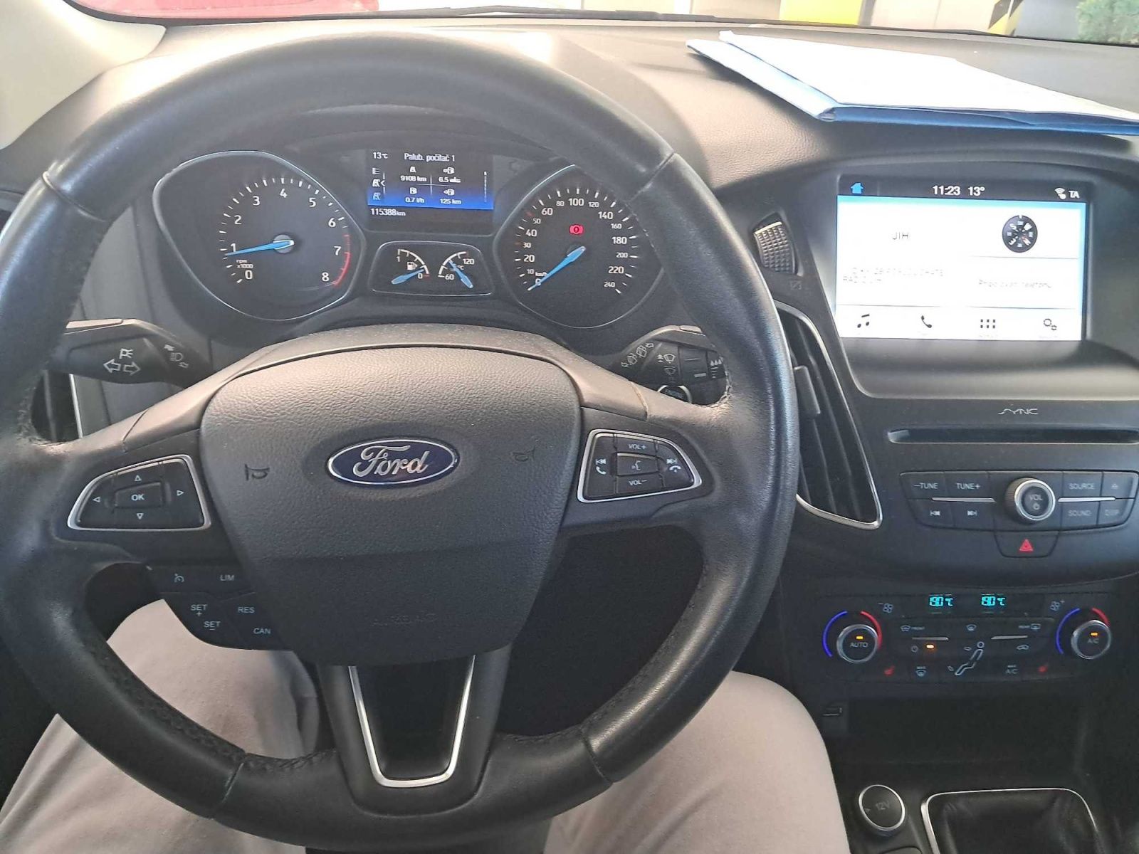 Ford Focus, 1.0 EcoBoost, Serv.kniha - fotka 3