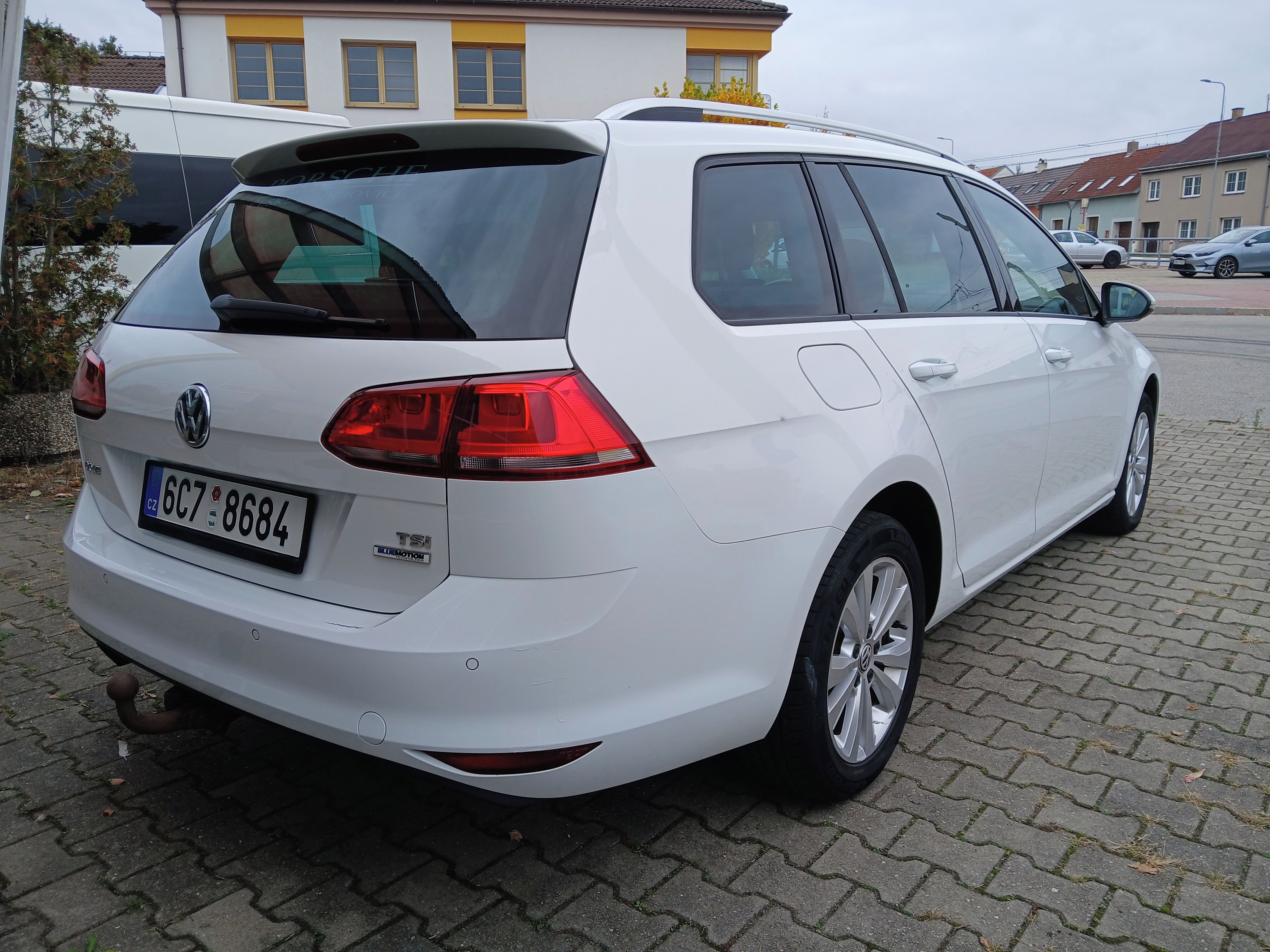 Volkswagen Golf, 1.2TSI, 77kW, 1.maj., CZ. - fotka 5