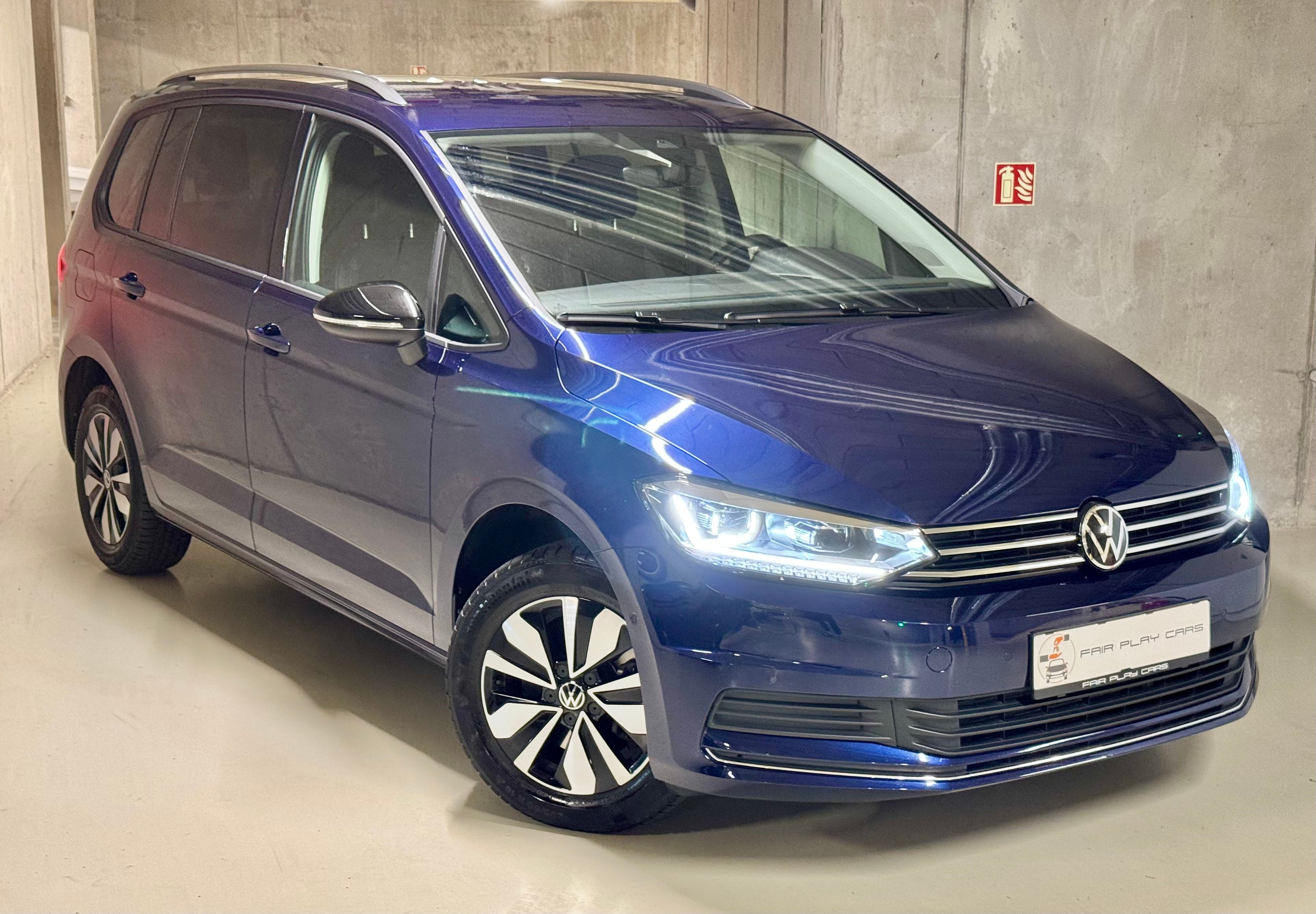 Volkswagen Touran, 1.5 TSI - 7 MÍST/TAŽNÉ/MATRIX