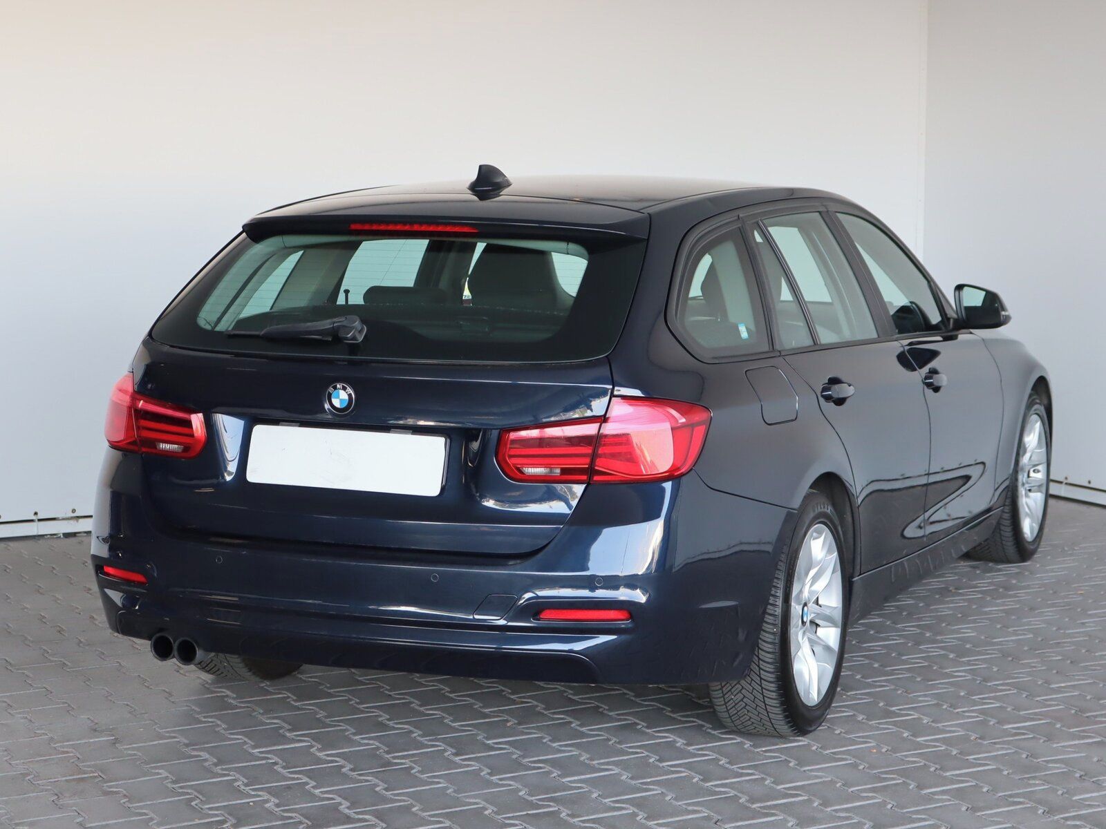 BMW Řada 3, 320 d xDrive, 4X4, Automat - fotka 5