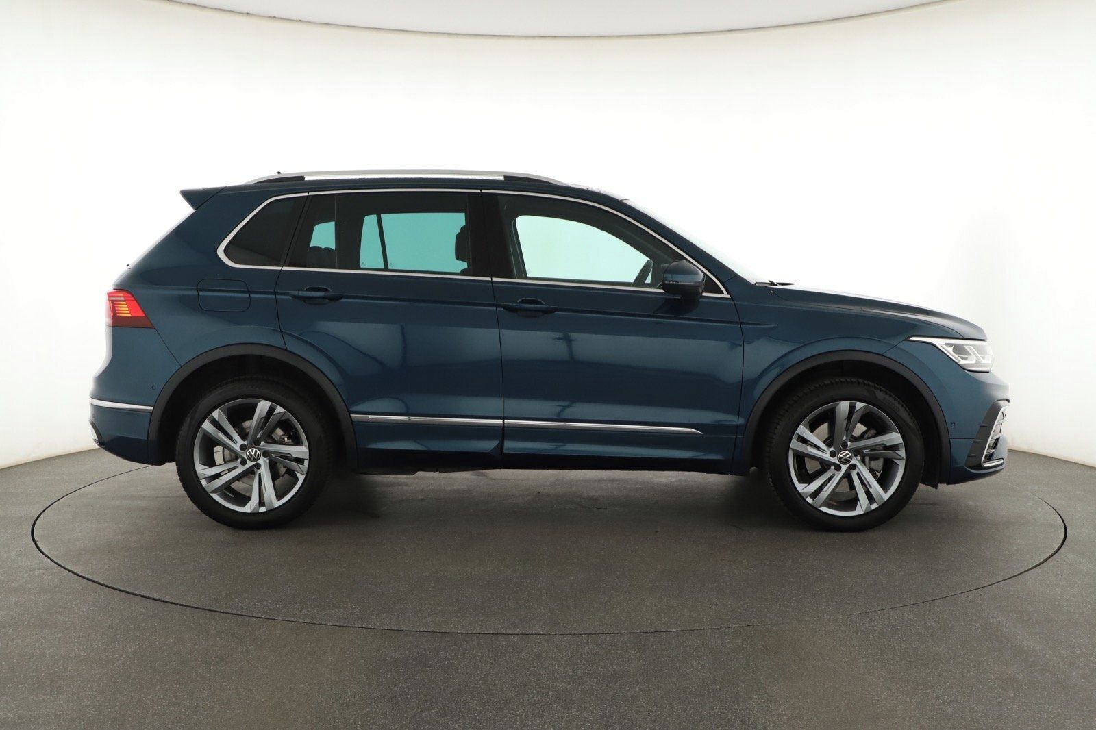 Volkswagen Tiguan, 1.4 TSI eHybrid, R-Line - fotka 6