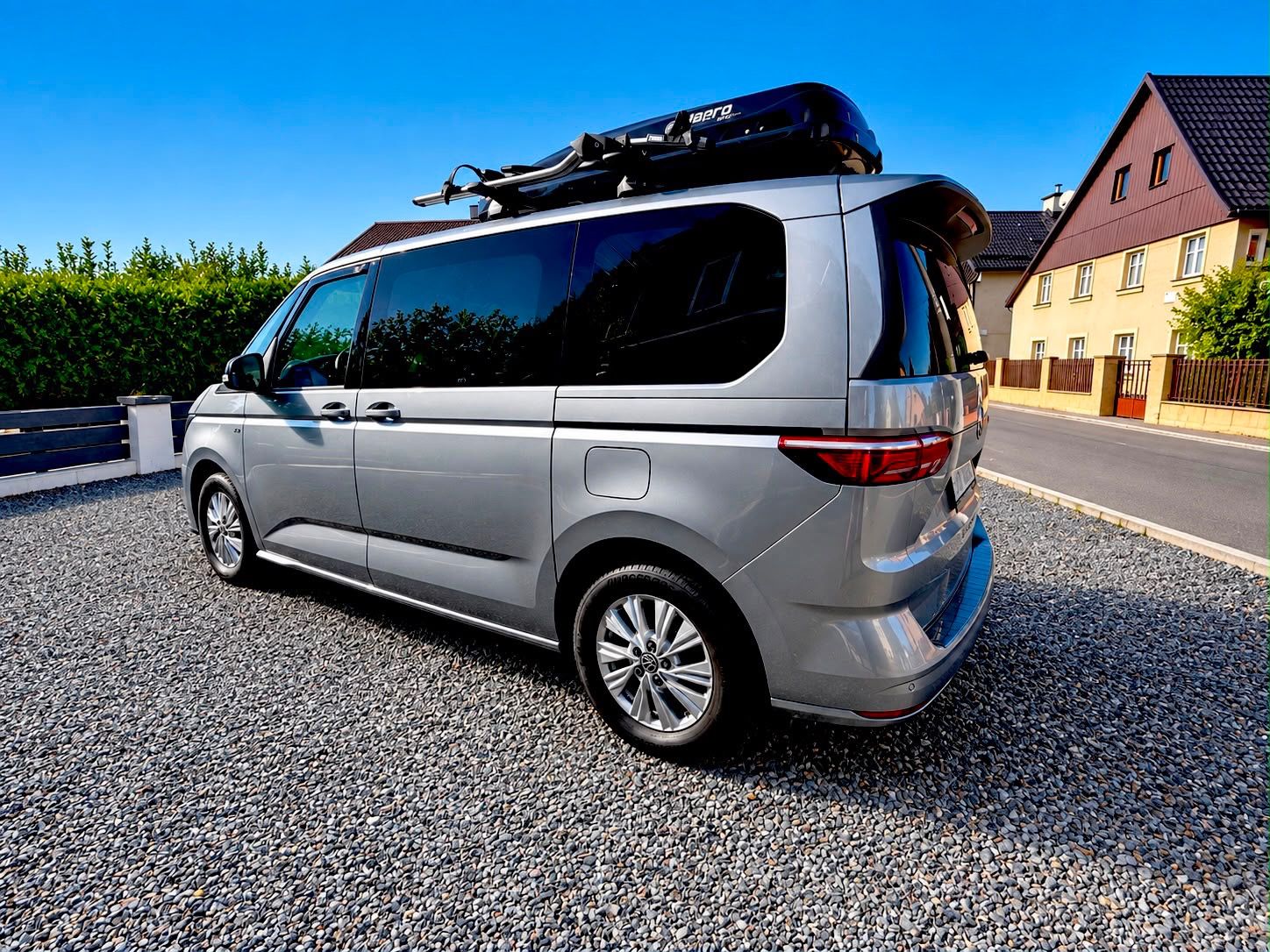 Volkswagen Multivan, T7, 2.0 TSi, ZÁRUKA, 1.MAJITEL - fotka 4