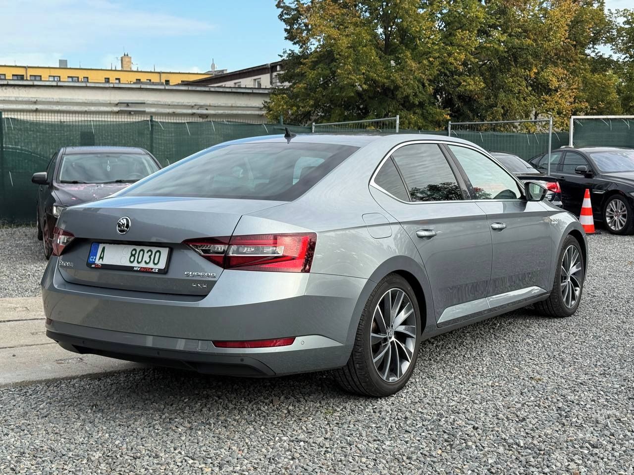 Škoda Superb, ŠKODA SUPERB 3 L&K - fotka 5
