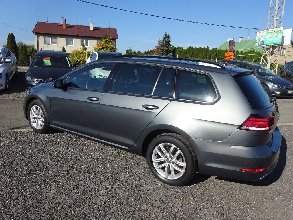 Volkswagen Golf Variant, Comfort 1,6 TDI 85kW+DSG+LED - fotka 4