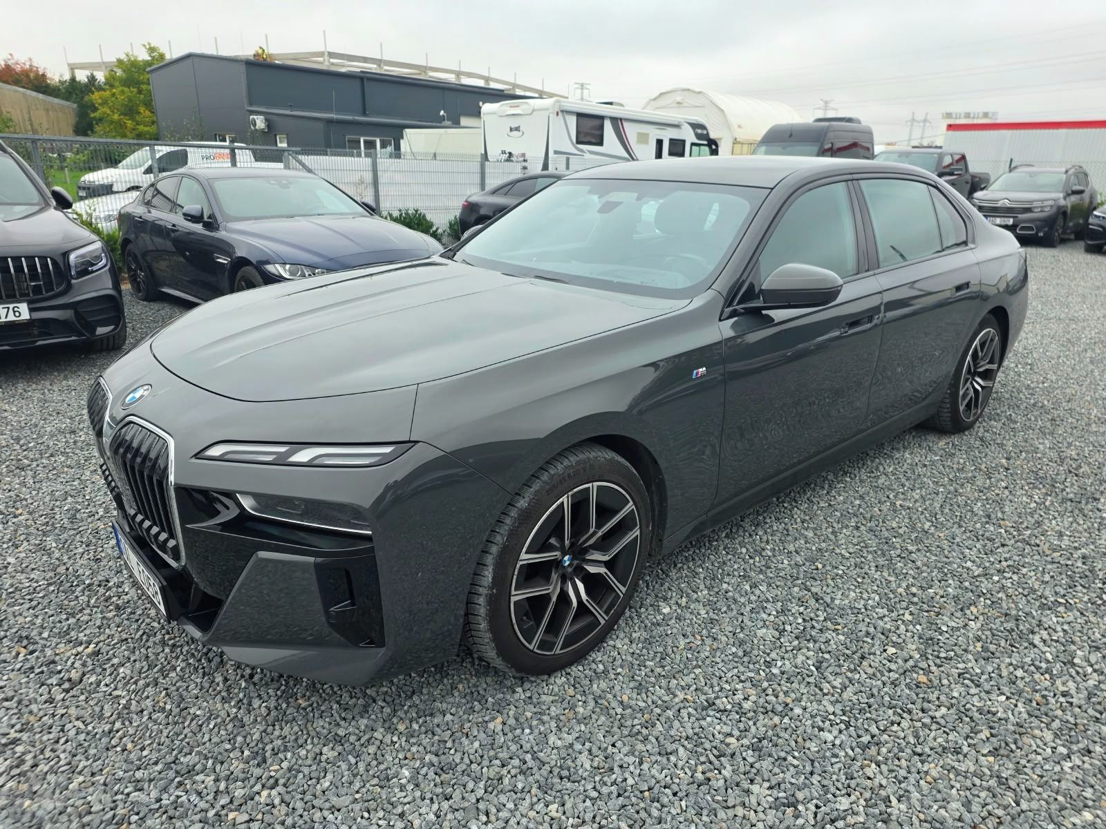 BMW Řada 7, BMW 740 xDrive