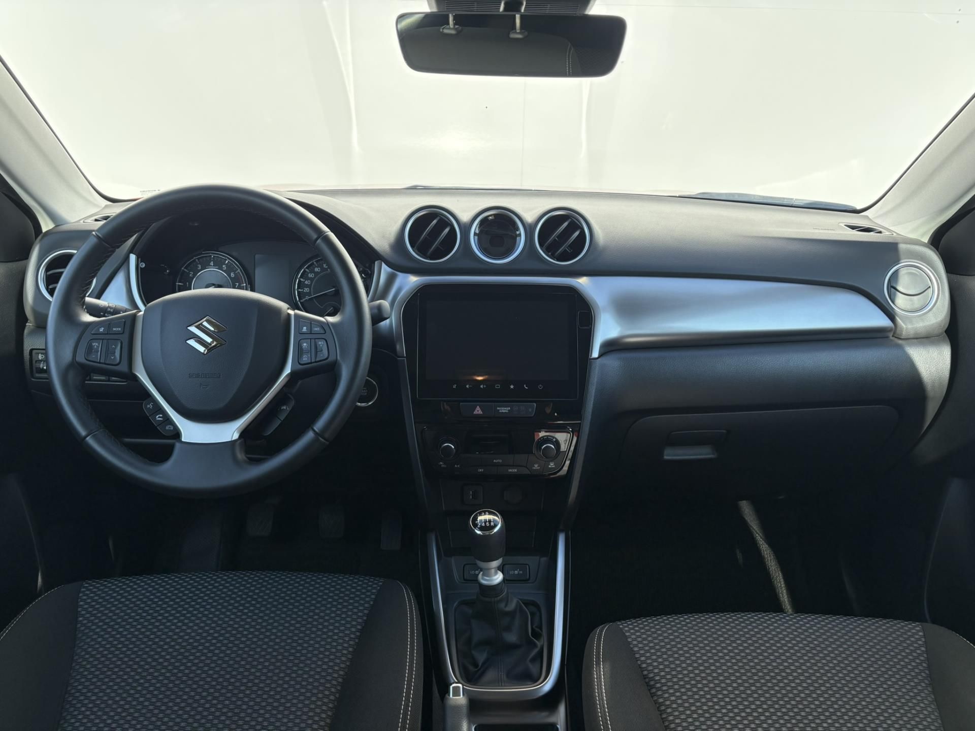 Suzuki Vitara, 1.4 BoosterJet 81kW Premium - fotka 5