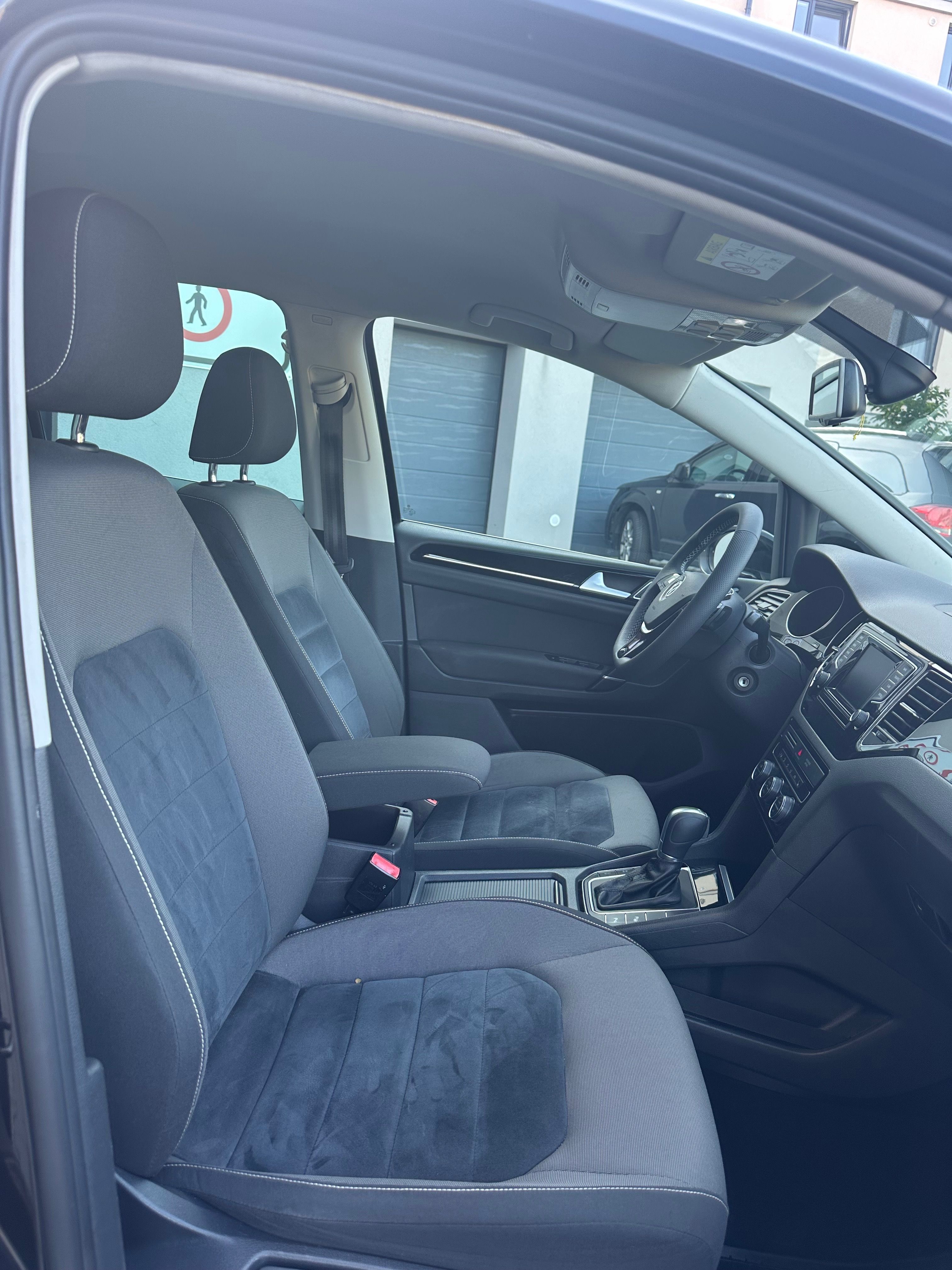 Volkswagen Golf, VW Golf Sportvan 1,4tsi - fotka 6