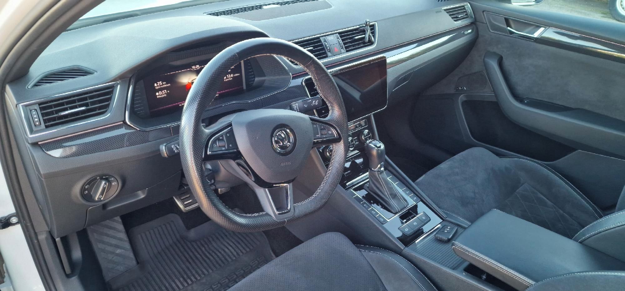 Škoda Superb, SportLine 4x4 200 kw, 1.maj.ČR - fotka 4