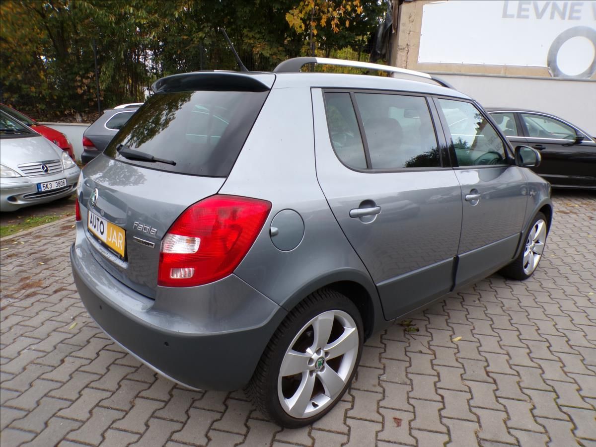 Škoda Fabia, 1,2 TSI  SCOUT - fotka 5