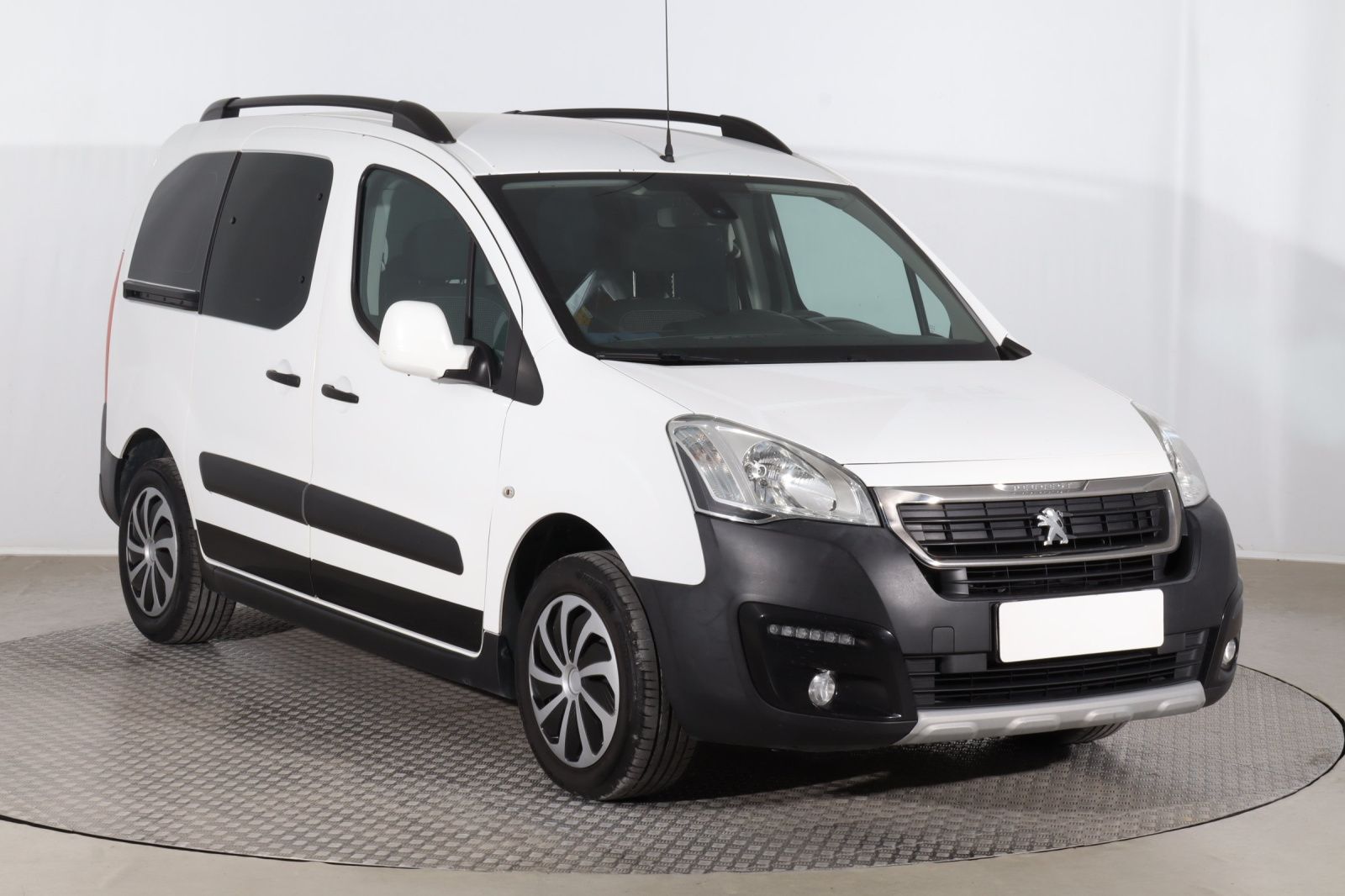 Peugeot Partner, 1.6 BlueHDi, Outdoor, 5Míst