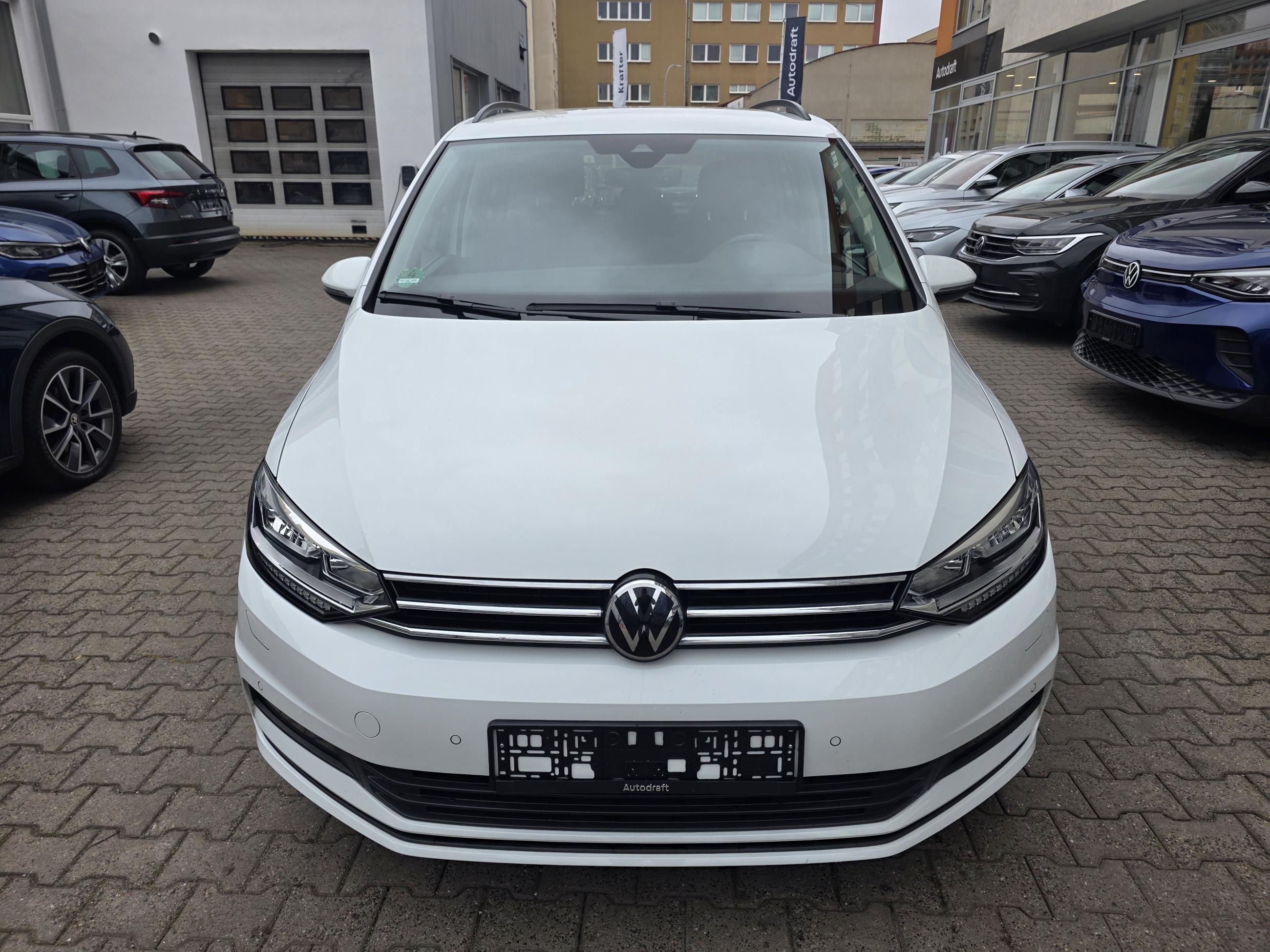 Volkswagen Touran, 2.0 TDI 110kW DSG / Tažné - fotka 3