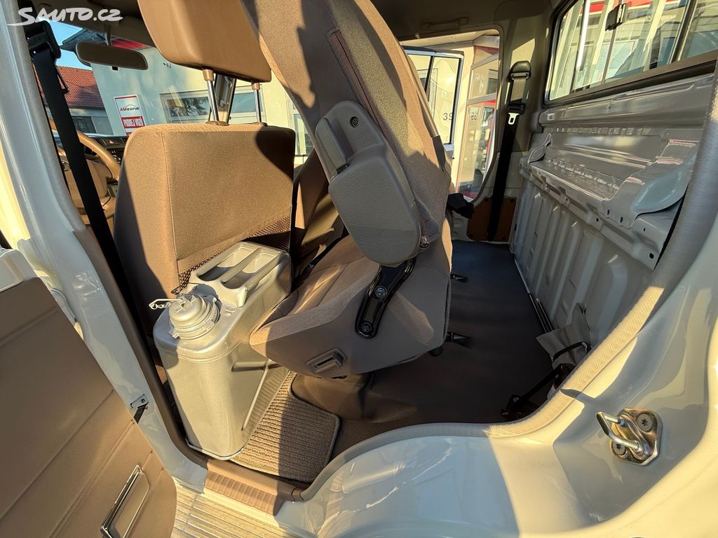 Toyota Land Cruiser, fotka 11