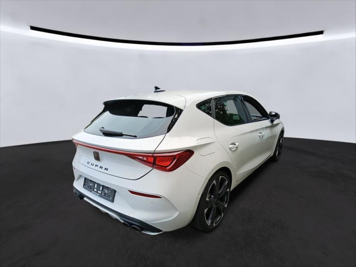 Cupra Leon, 2,0 TSI 221 KW - fotka 4