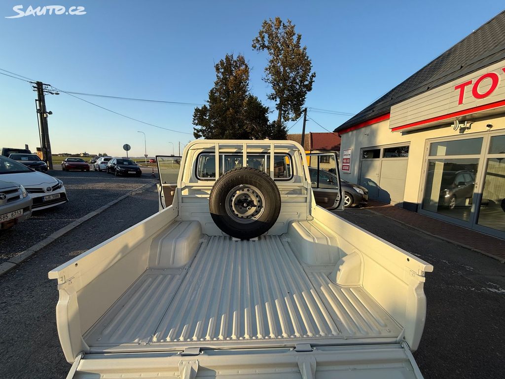 Toyota Land Cruiser, fotka 12