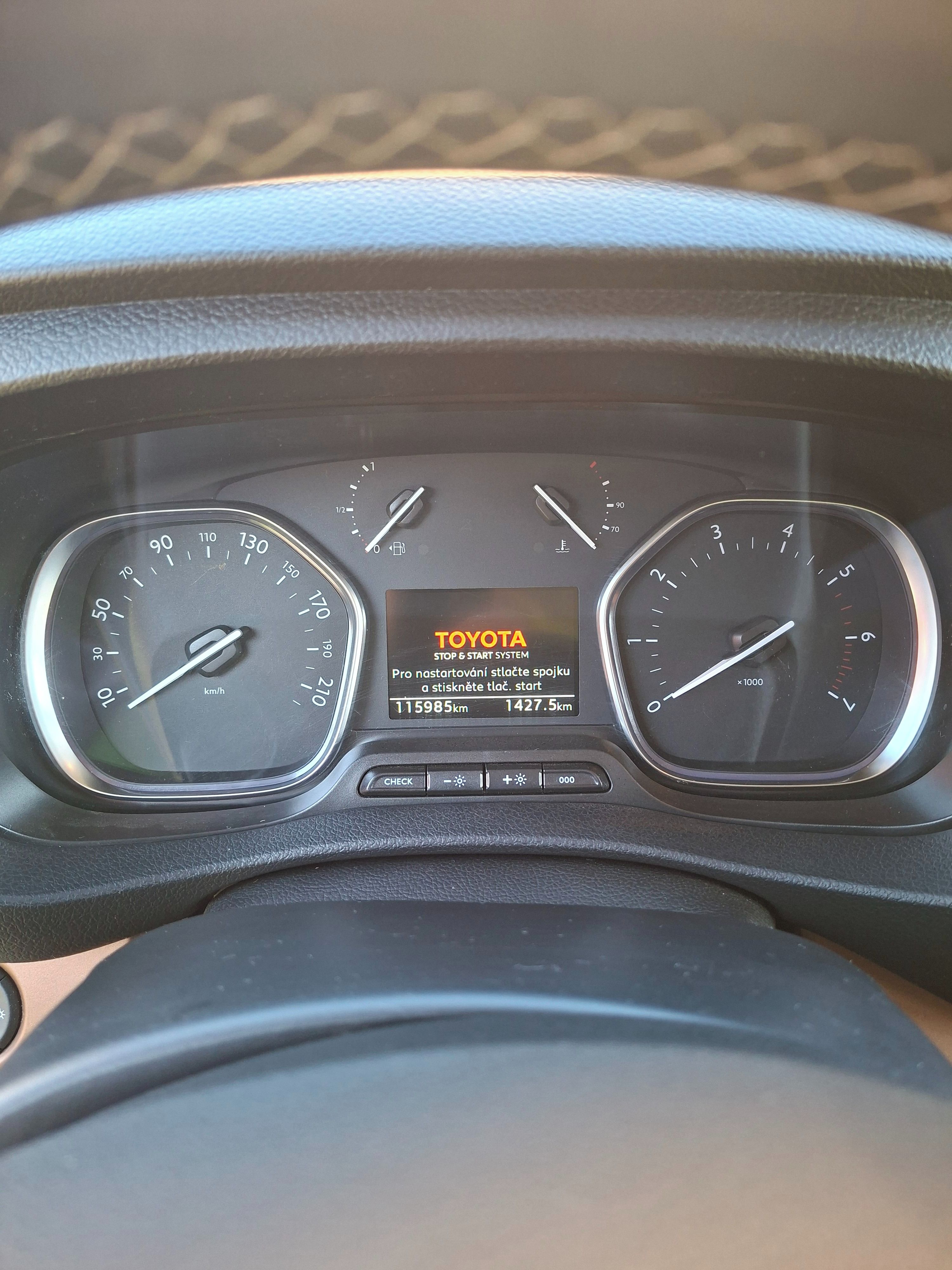 Toyota Proace, Toyota Proace Verso 2.0 D - fotka 4