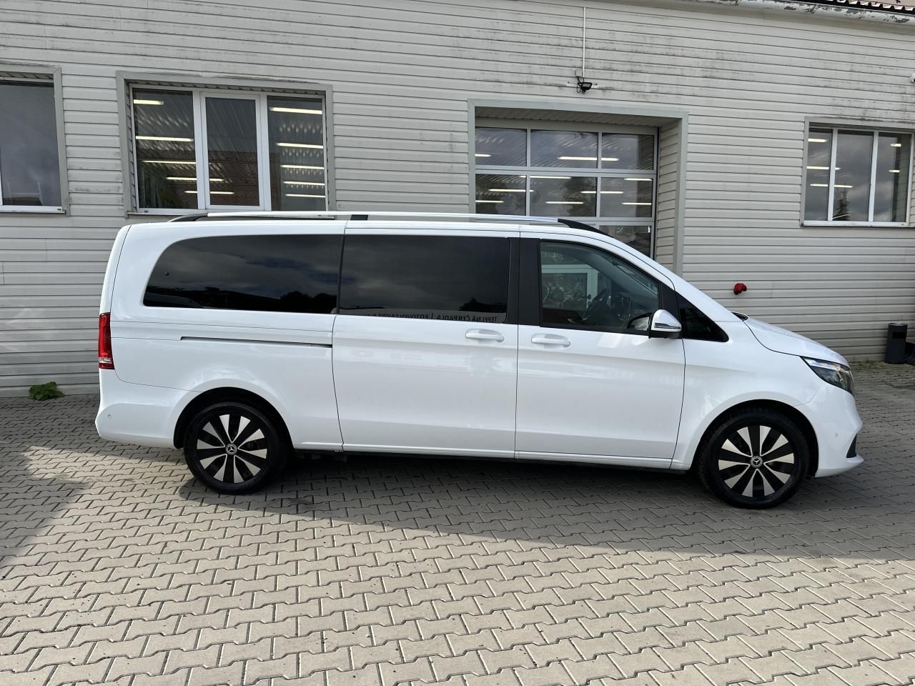 Mercedes-Benz Třídy V, V250 4matic LONG TOP STAV - fotka 3