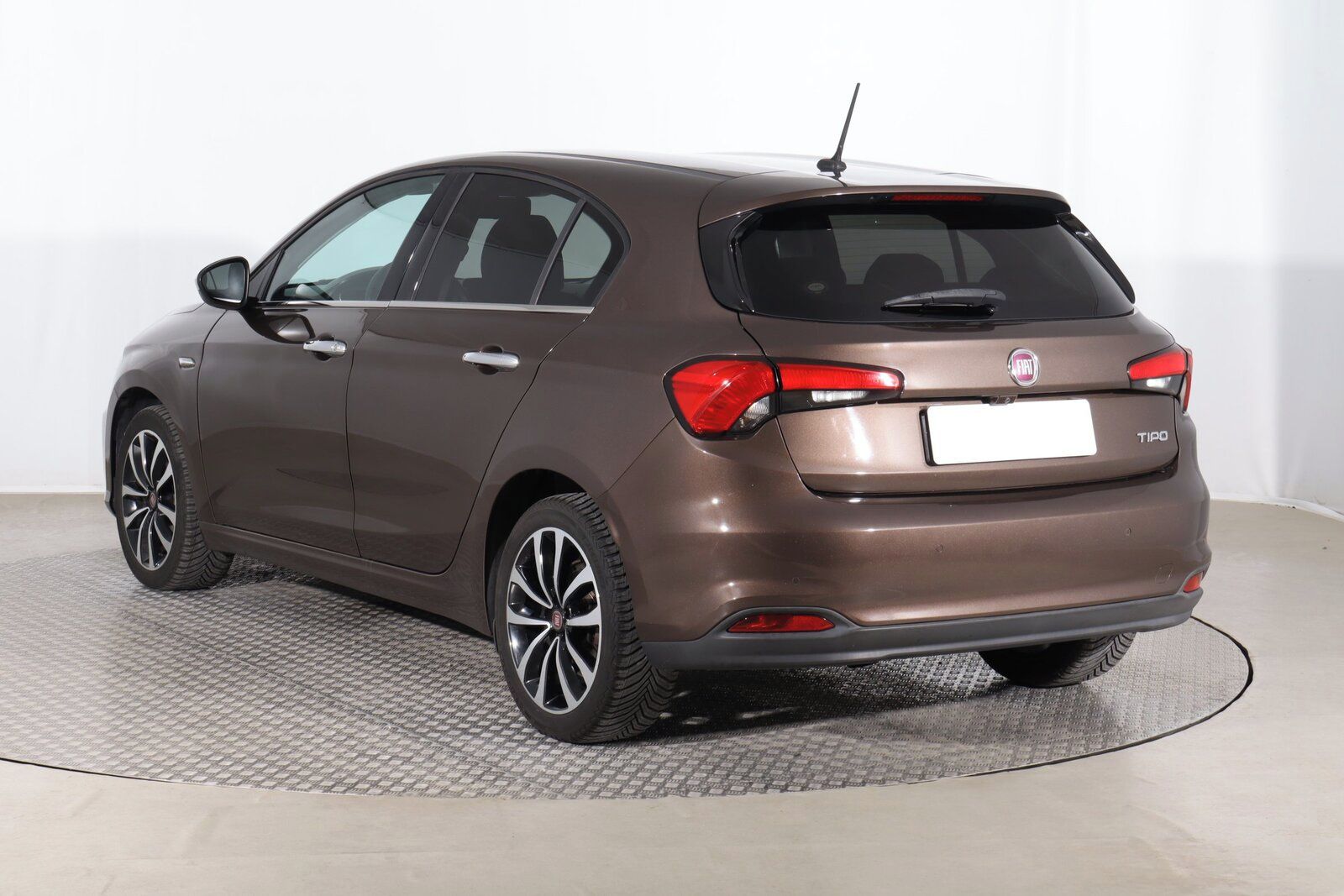 Fiat Tipo, 1.4 T-Jet, Serv.kniha - fotka 4