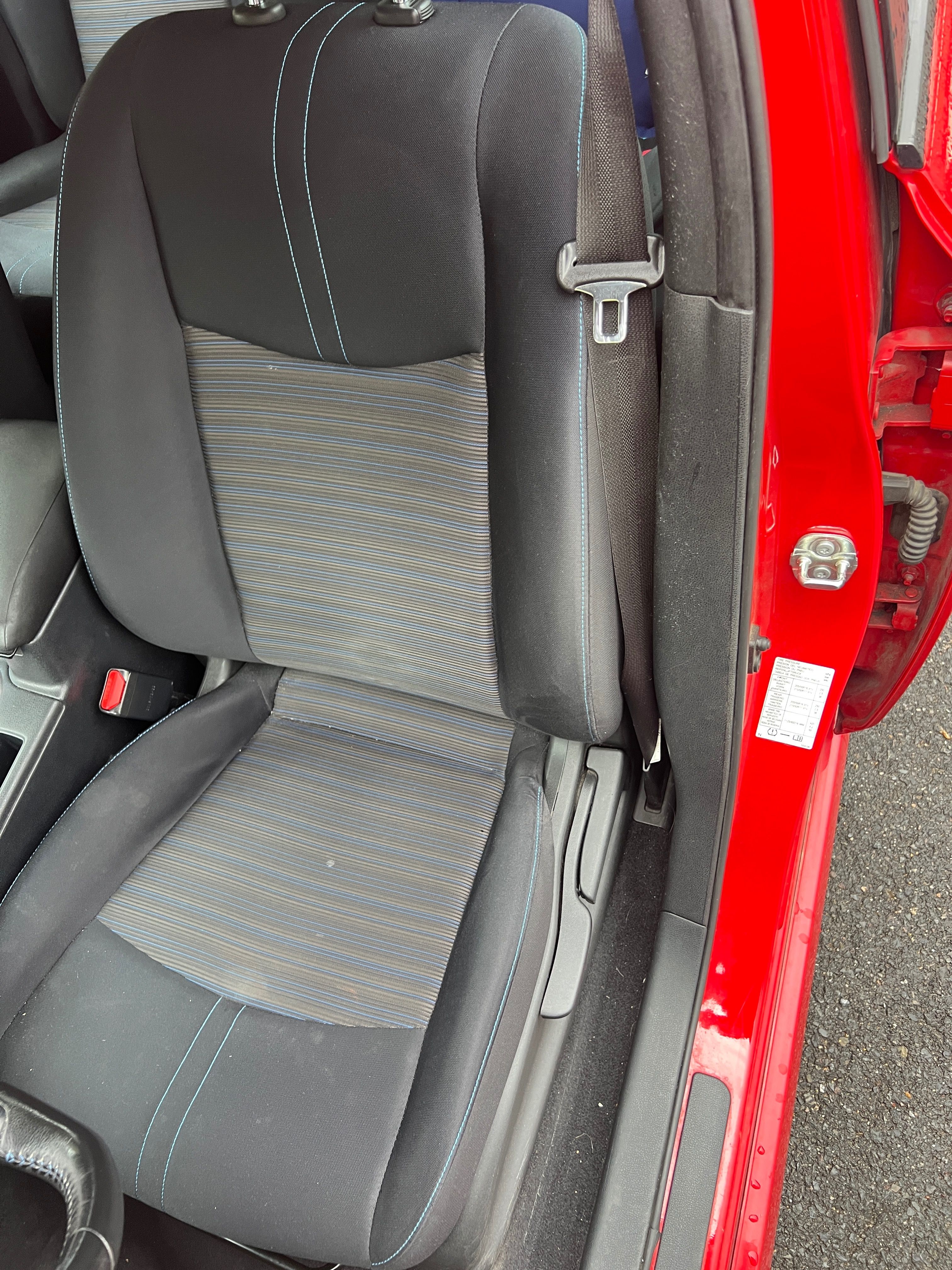 Nissan LEAF, 2019, baterie 100% - fotka 5
