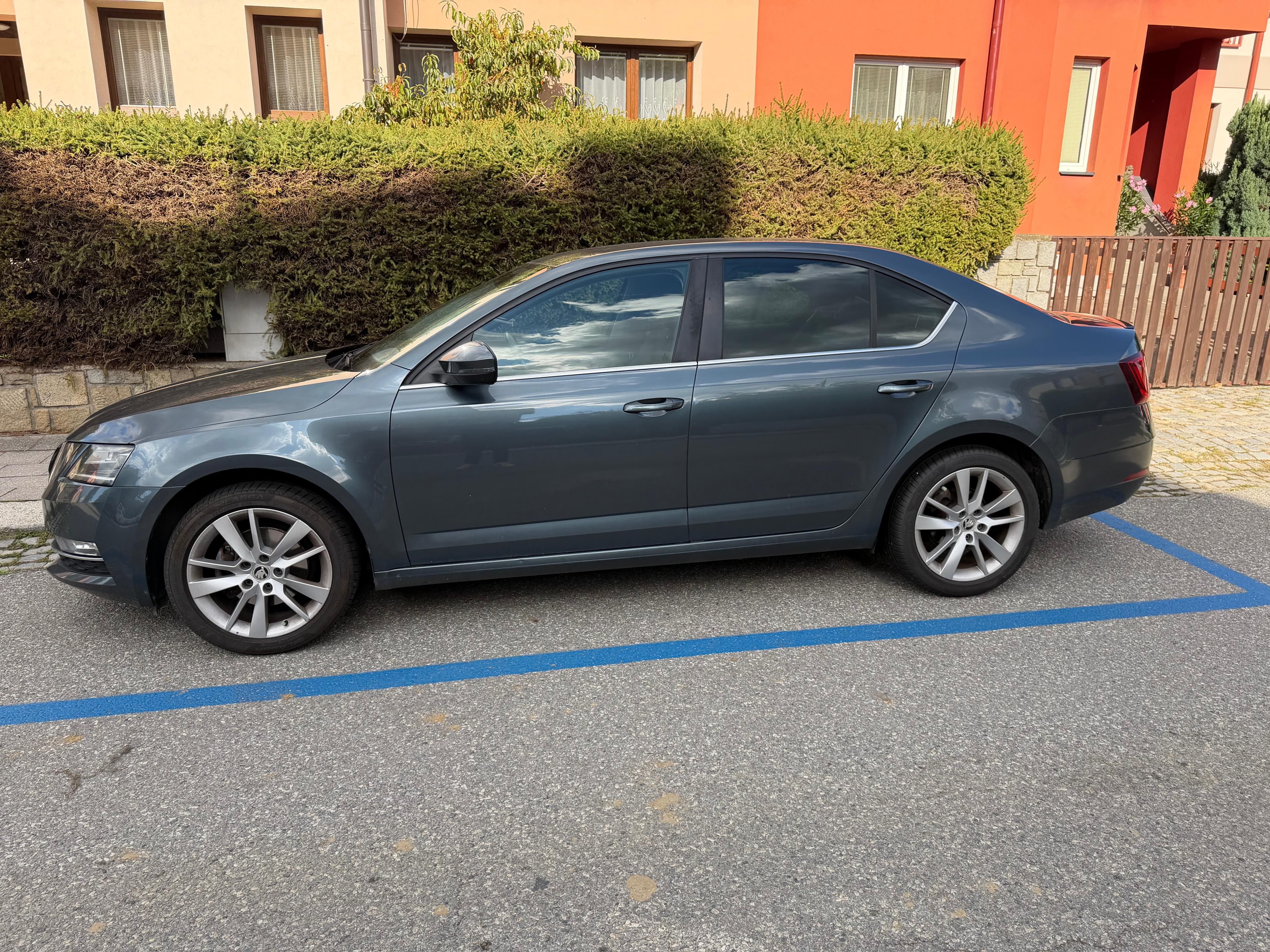 Škoda Octavia, Style, 1.5 TSI - Servisováno - fotka 6