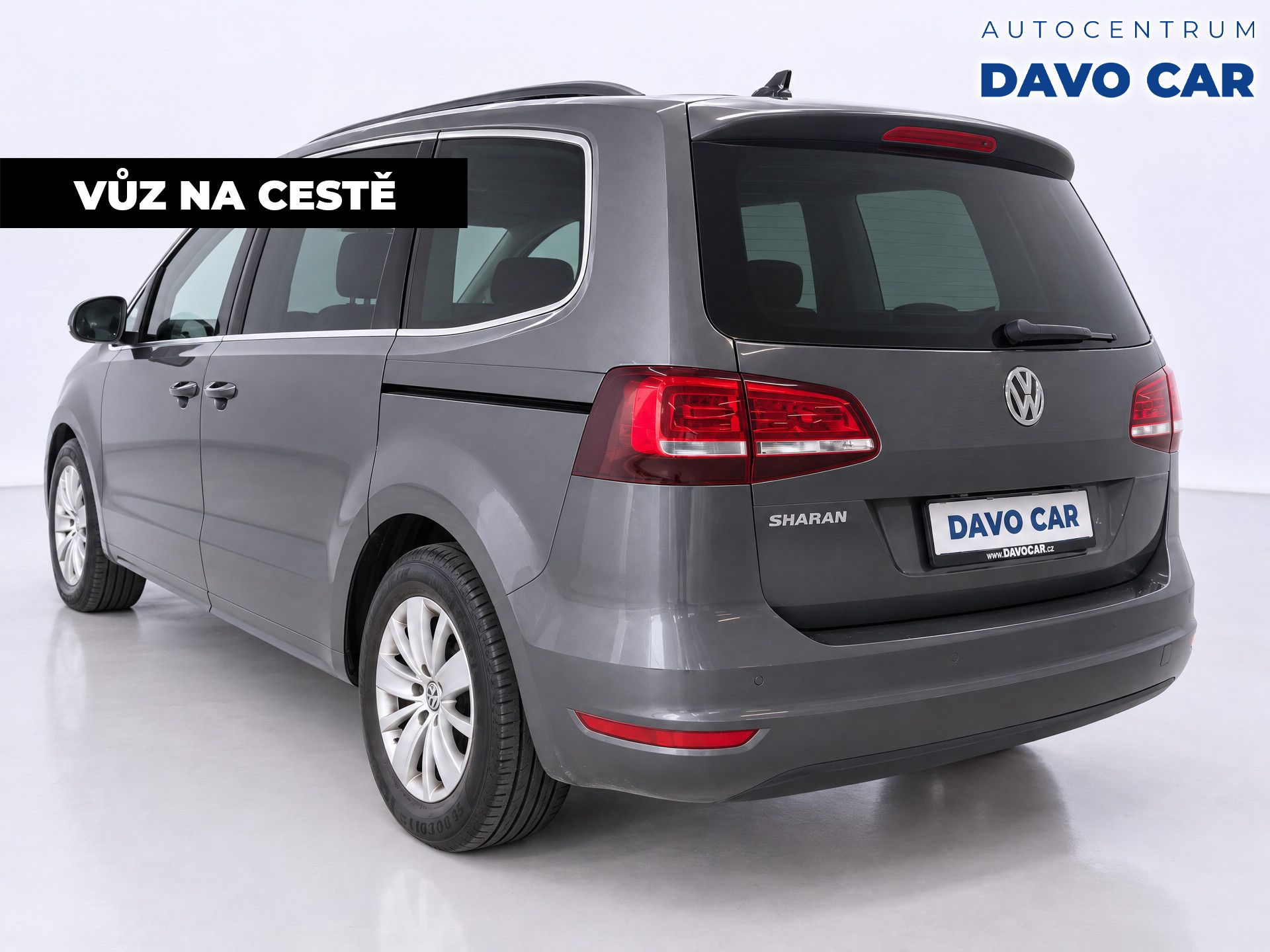 Volkswagen Sharan, 2,0 TDI 110kW 7-Míst 1.Majitel - fotka 2