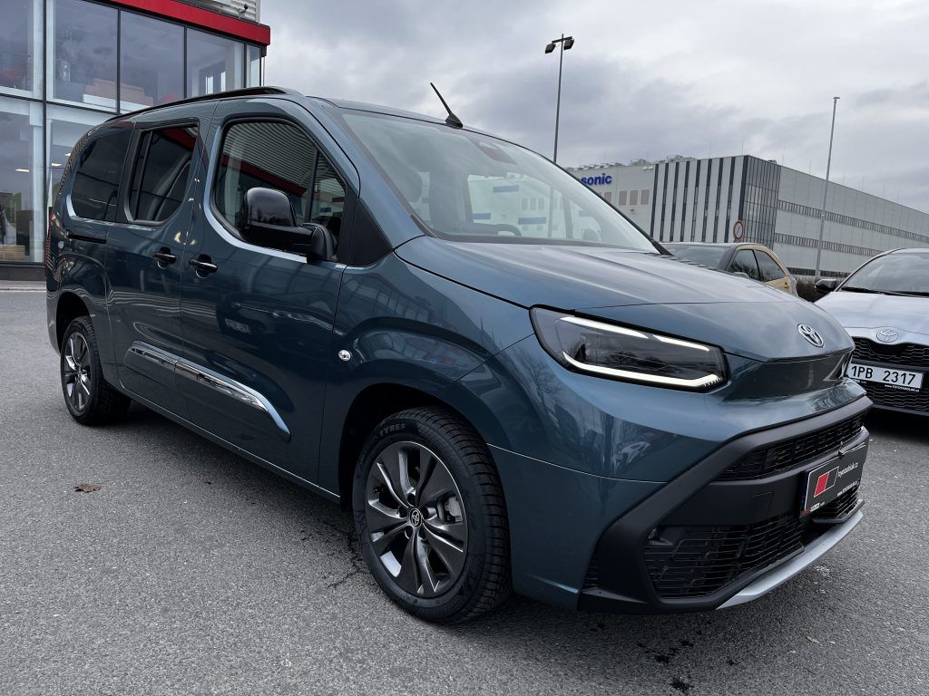 Toyota Proace City Verso, 1.5L 130k Family ODBĚR 1/2027 - fotka 2