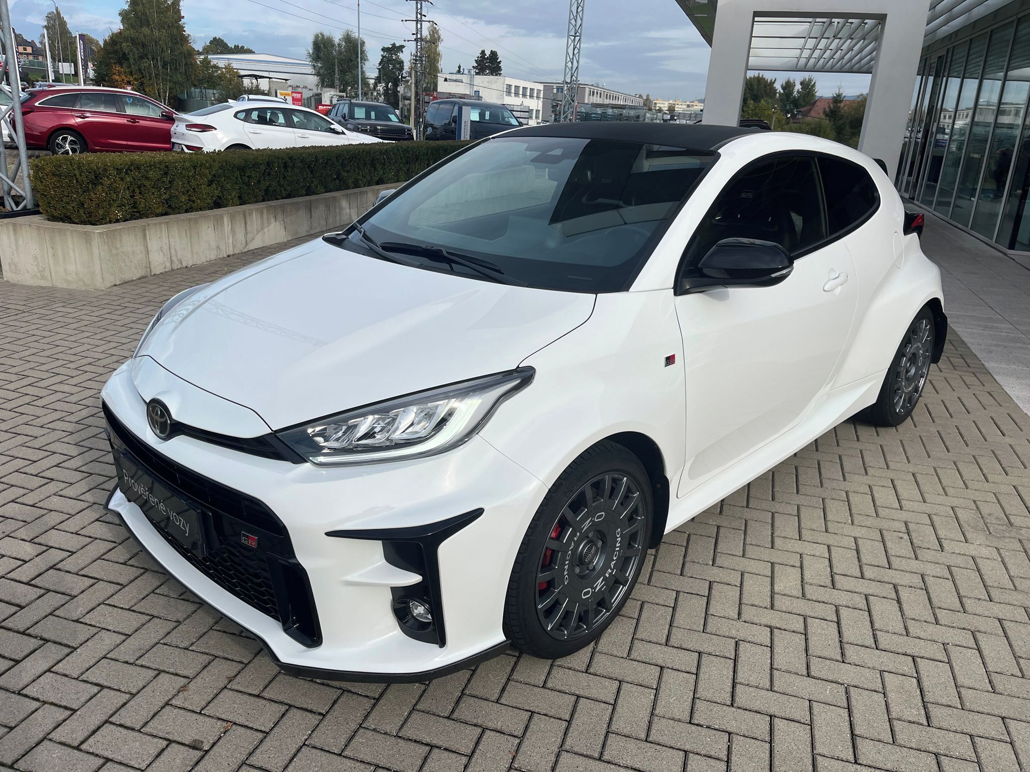 Toyota GR Yaris, 1,6 Turbo 192kW 4x4 GR Sport - fotka 2
