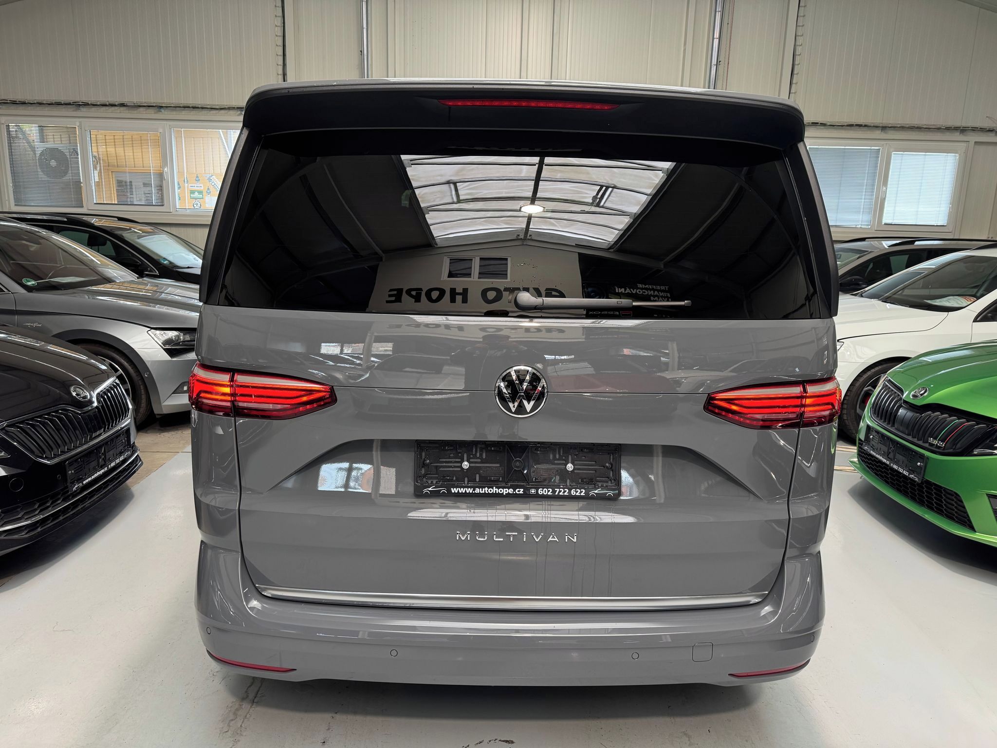 Volkswagen Multivan, LONG 2.0 TDI DSG Style - fotka 5