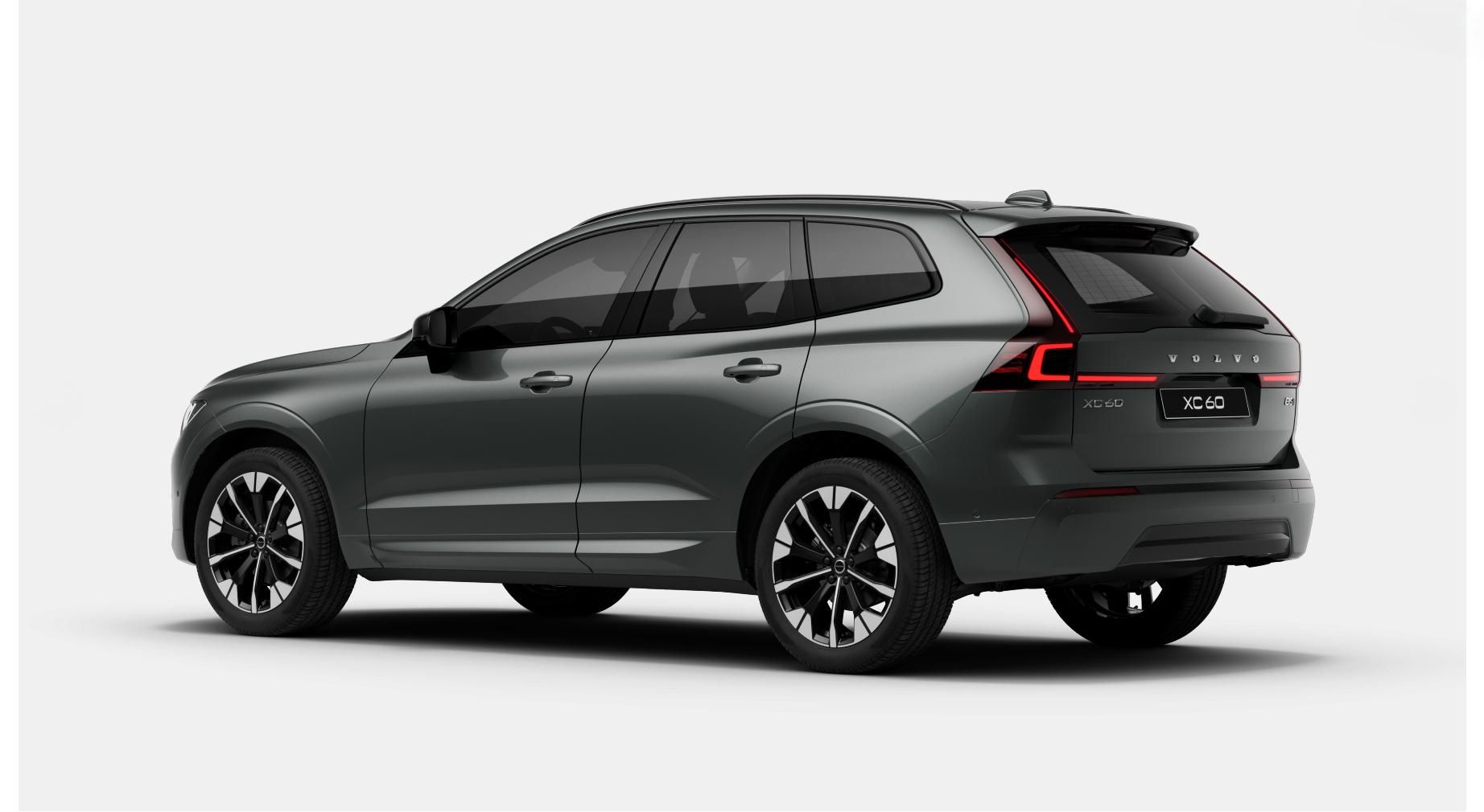Volvo XC60, B5 AWD PLUS DARK AUT - fotka 3