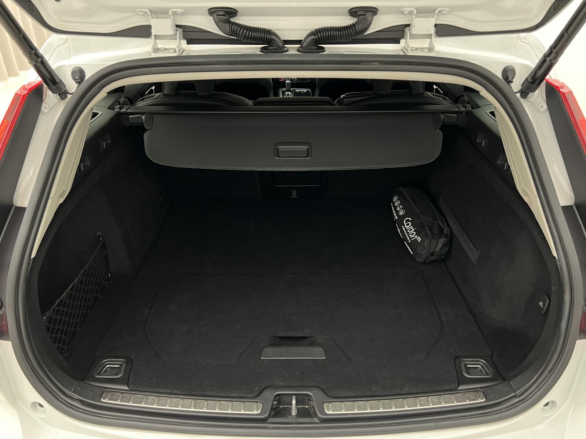 Volvo V60, T6 MOMENTUM TWIN ENGINE AUT - fotka 5