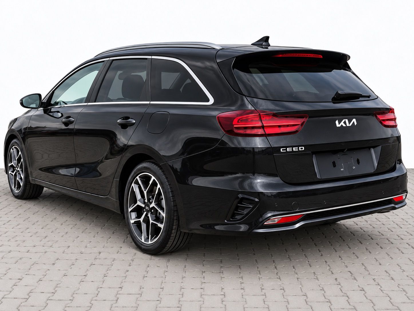 Kia Cee´d, 1.5 T-GDI 103 kW TOP BUSINESS - fotka 2