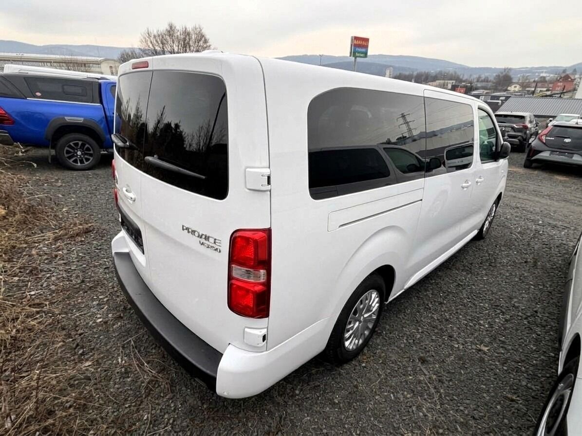 Toyota Proace Verso, 2,2 L2 Business + Mobility - fotka 6