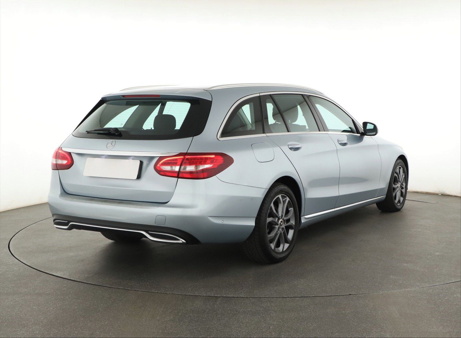 Mercedes-Benz Třídy C, 220 d, Automat, Kůže, Navi - fotka 5