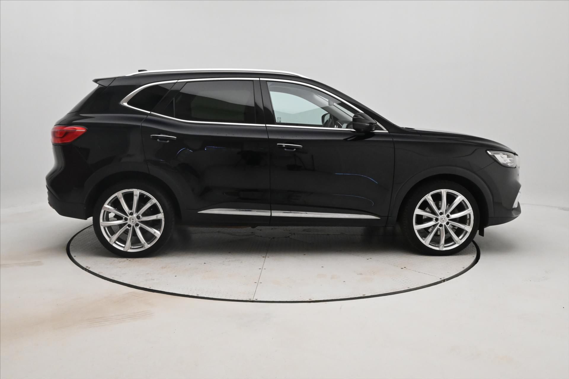 MG eHS, 1,5 TGI 190 kW Luxury Záruka a - fotka 4