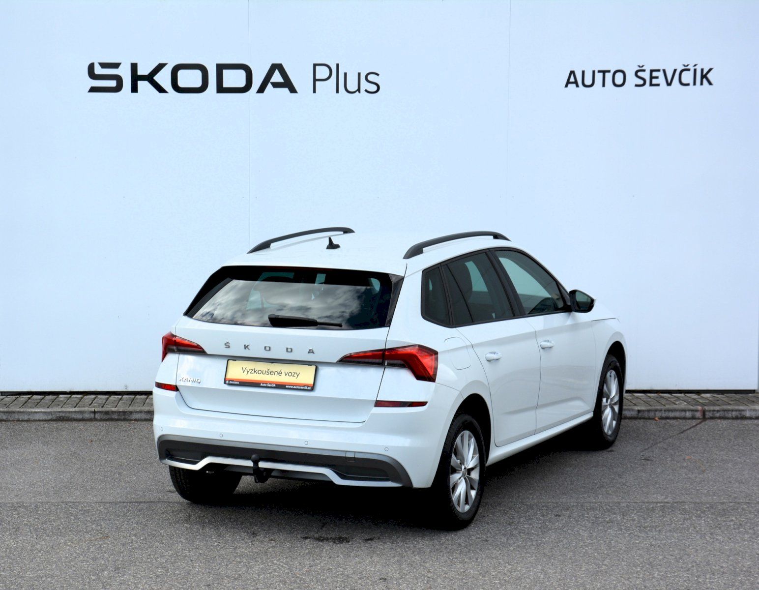 Škoda Kamiq, 1.0 TSI 81 kW Ambition PLUS - fotka 2