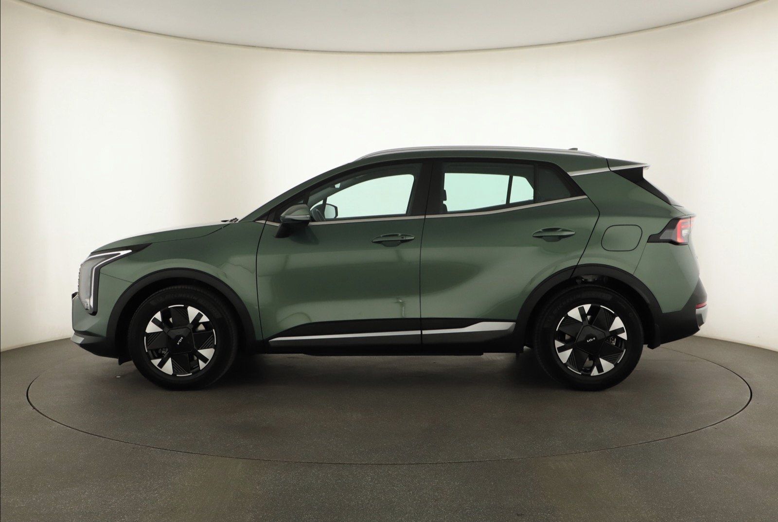Kia Sportage, 1.6 T-GDI, Záruka, Automat - fotka 3