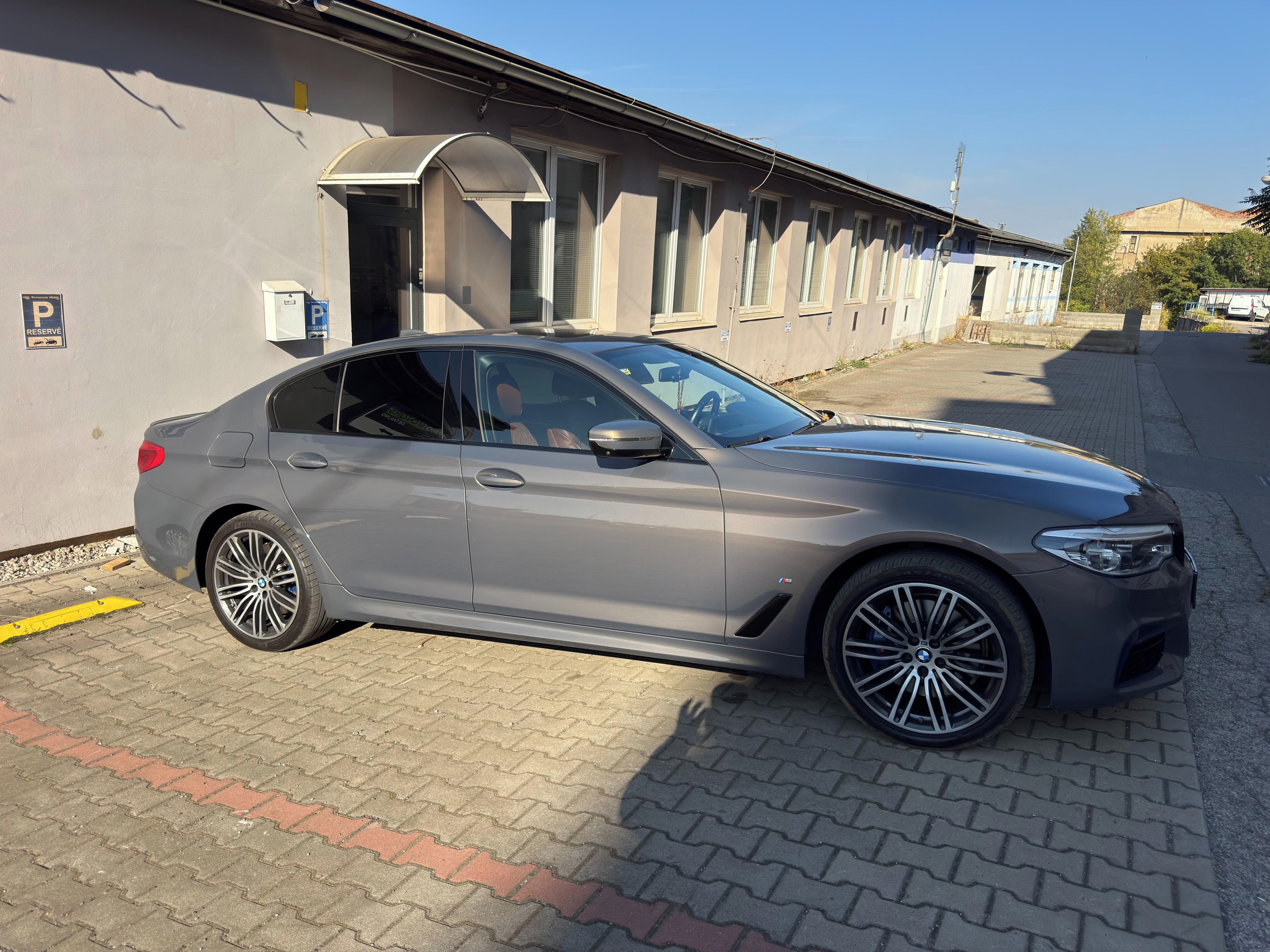 BMW Řada 5, 530e xDrive iPerformance