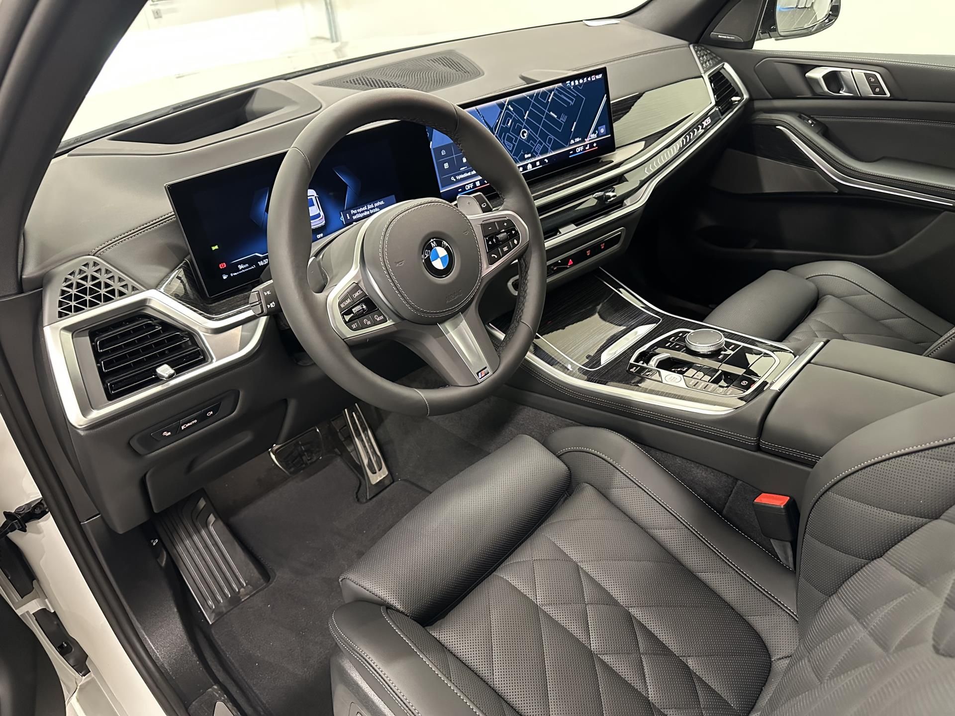 BMW X5, X5 xDrive 30d - fotka 5