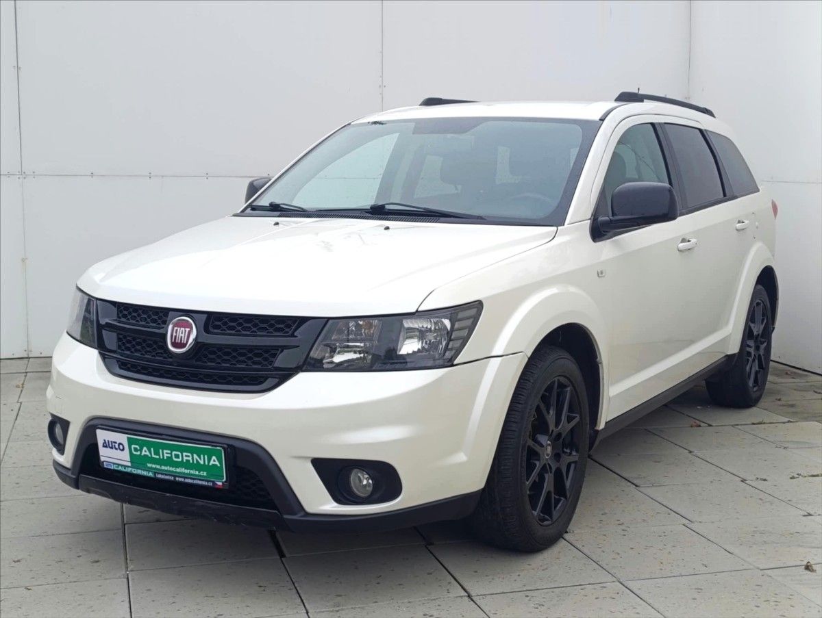 Fiat Freemont, 2,0 MJT 4x4 7Míst AUTOMAT Navi - fotka 2