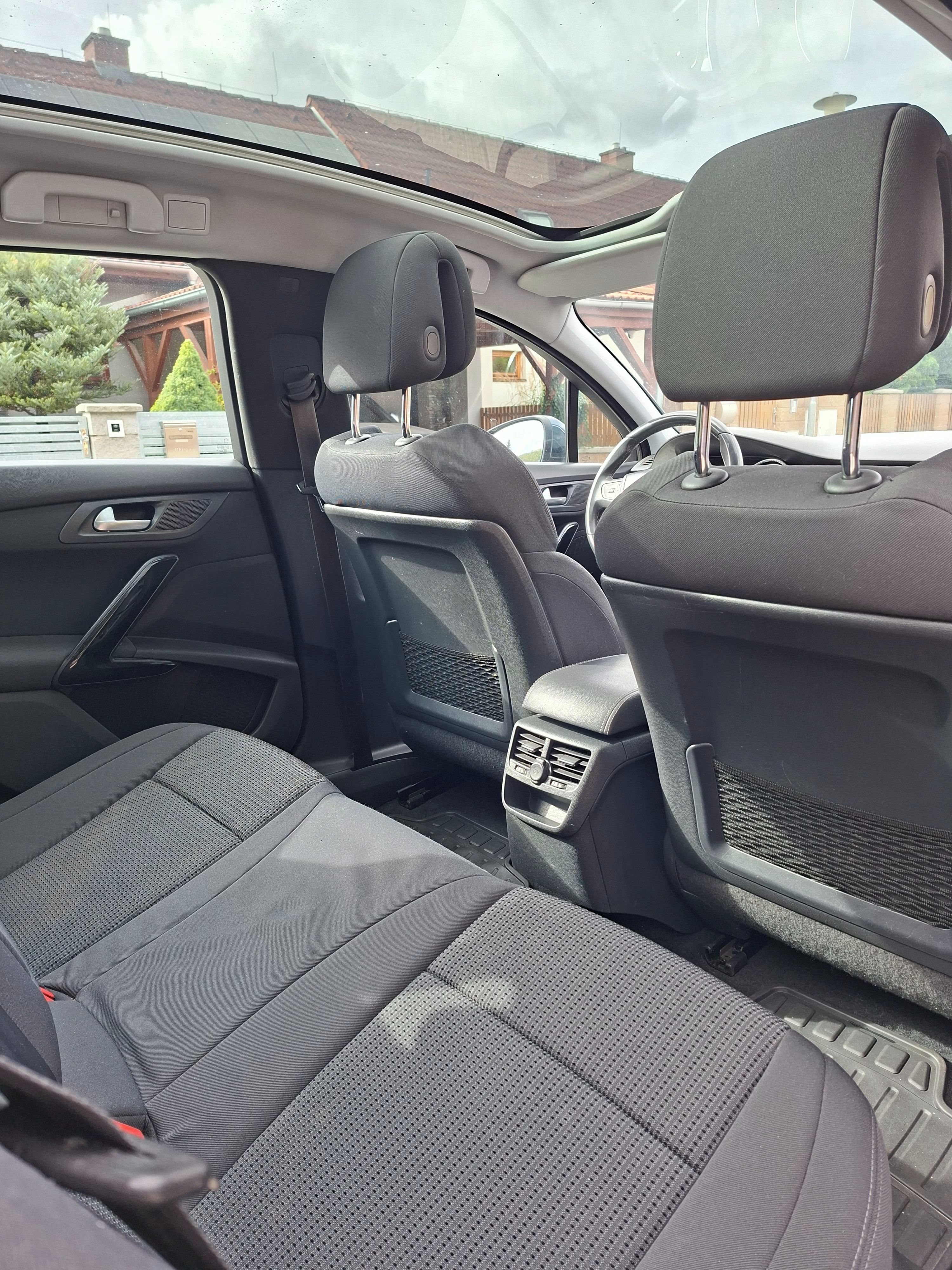 Peugeot 508, 1.6 e-HDi – panorama - fotka 2